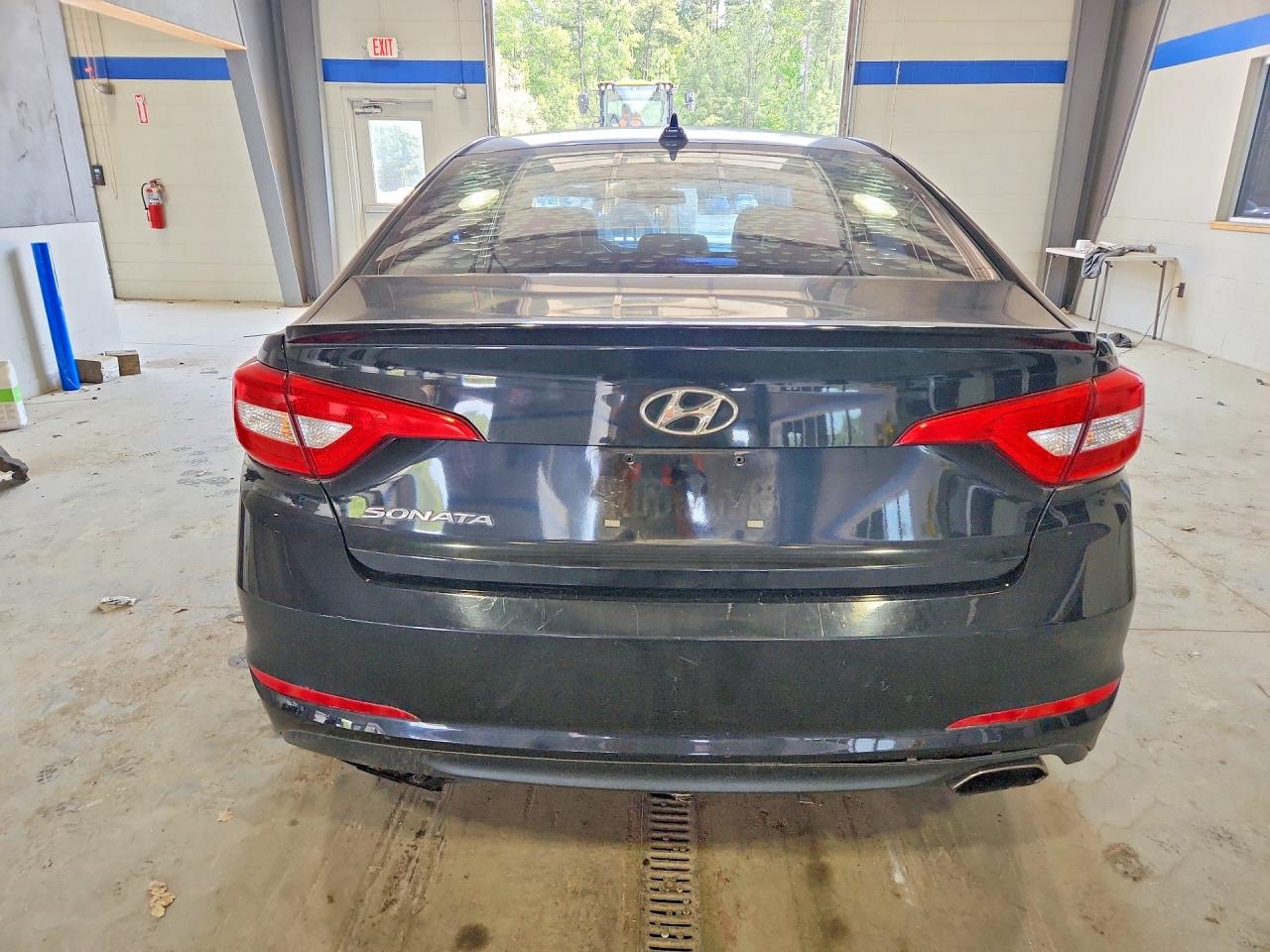 2015 Hyundai Sonata Se Black vin: 5NPE24AF4FH040975