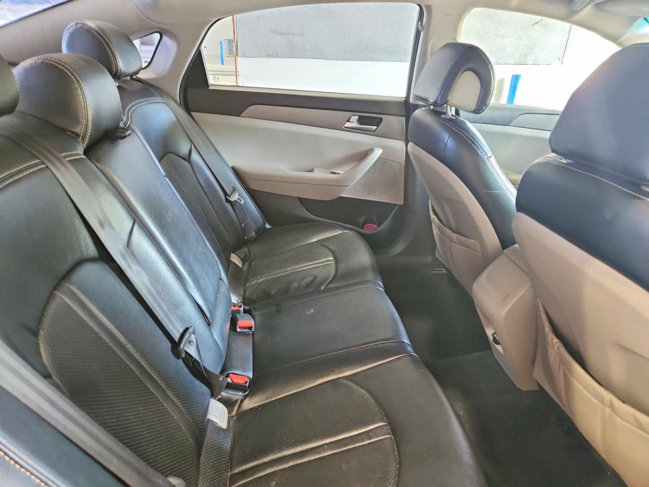 2015 Hyundai Sonata Se Black vin: 5NPE24AF4FH040975