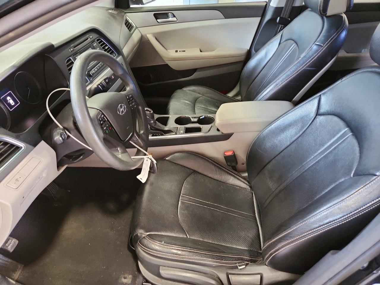 2015 Hyundai Sonata Se Black vin: 5NPE24AF4FH040975