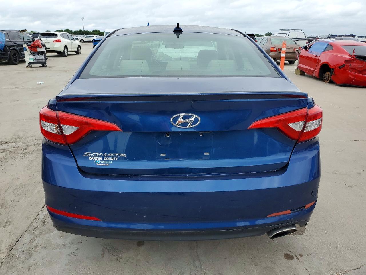 2015 Hyundai Sonata Se Blue vin: 5NPE24AF4FH041558