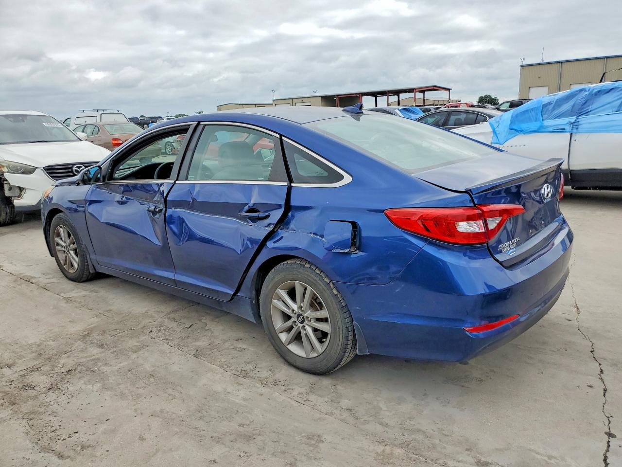 2015 Hyundai Sonata Se Blue vin: 5NPE24AF4FH041558