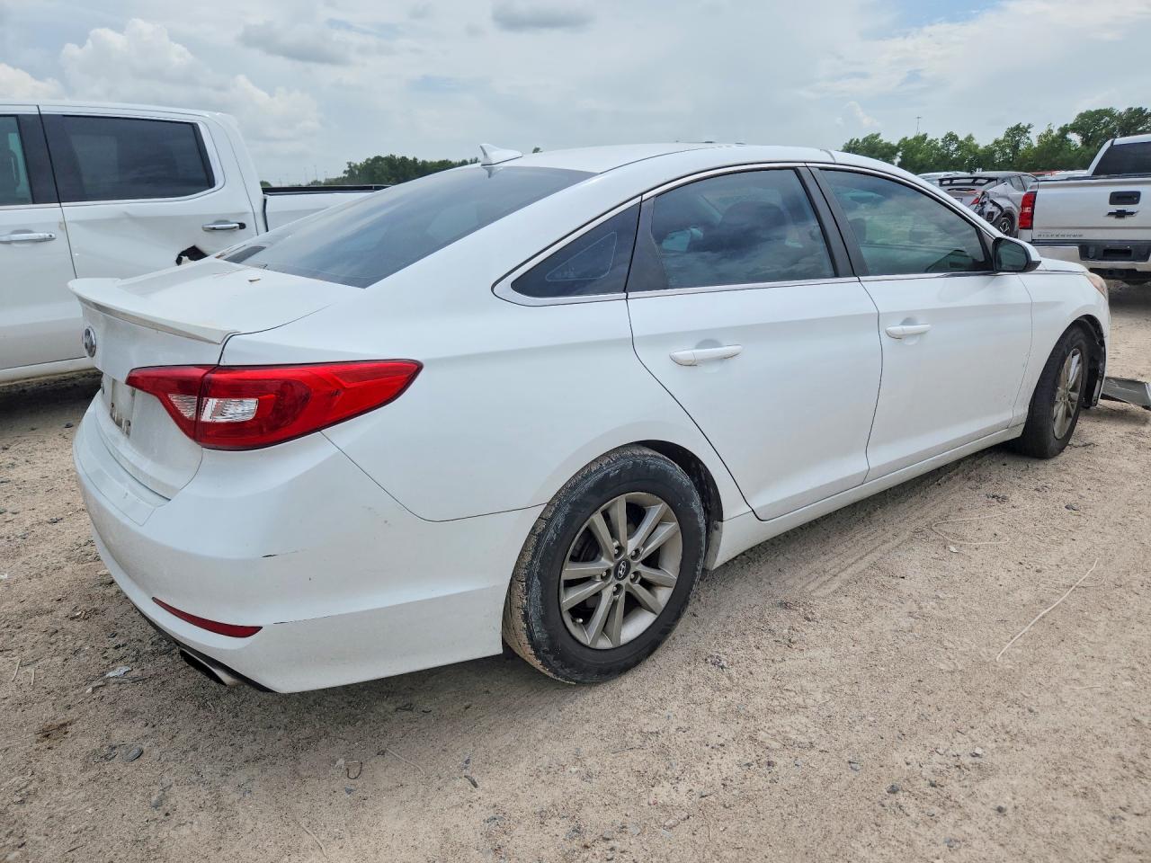 2015 Hyundai Sonata Se Белый vin: 5NPE24AF4FH045027