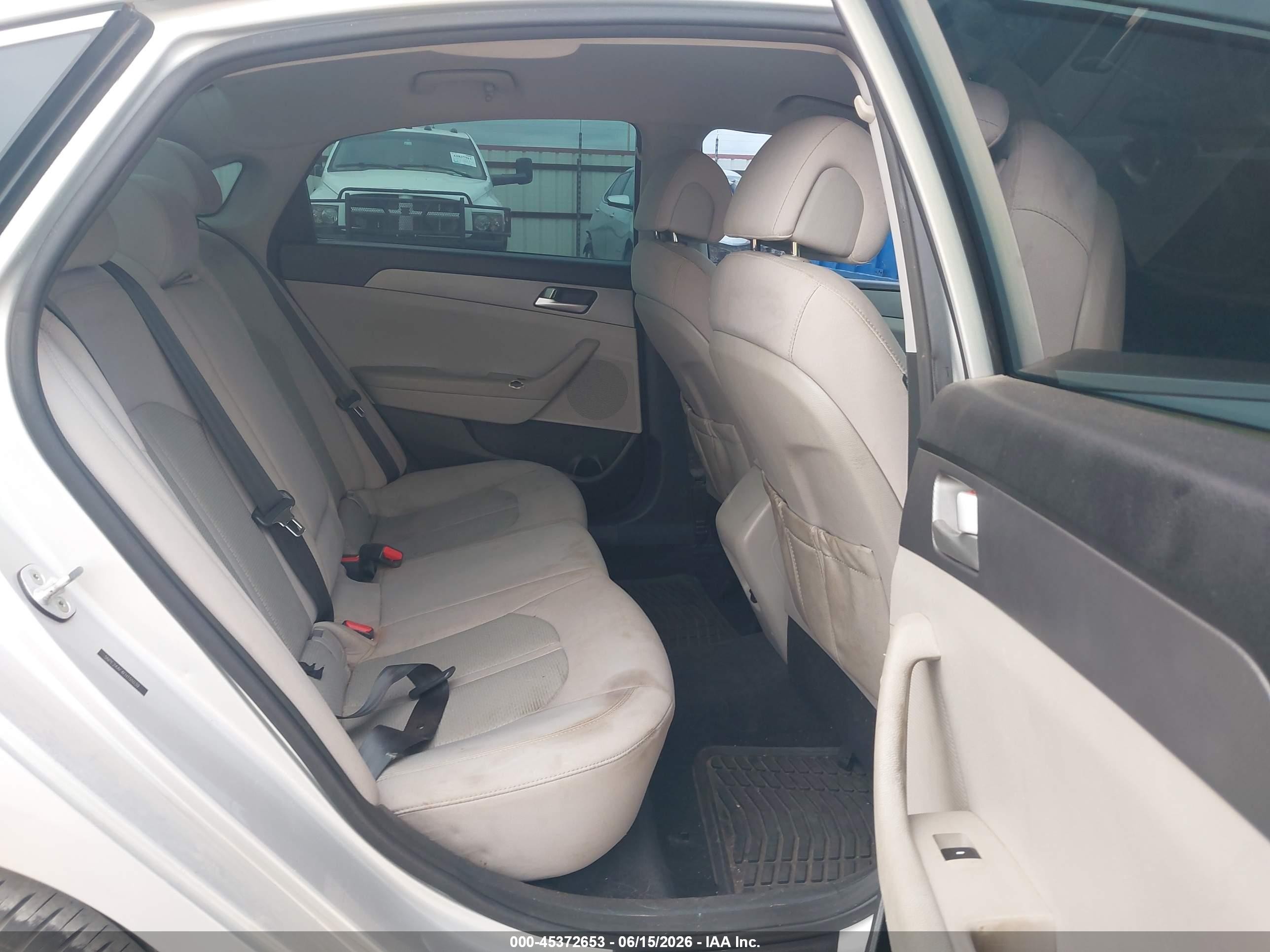 2015 Hyundai Sonata Se Silver vin: 5NPE24AF4FH151039