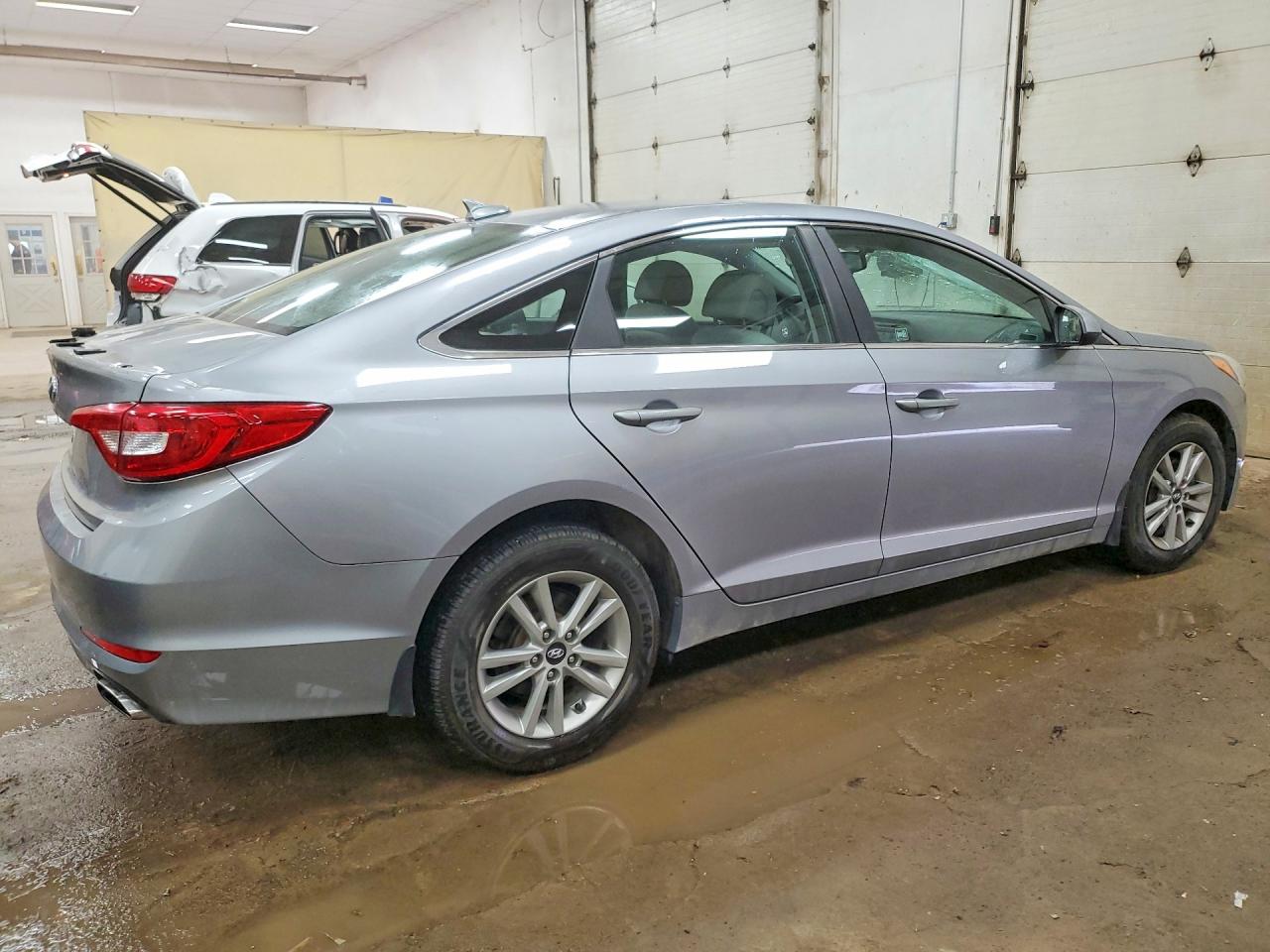 2015 Hyundai Sonata Se Gray vin: 5NPE24AF4FH156063