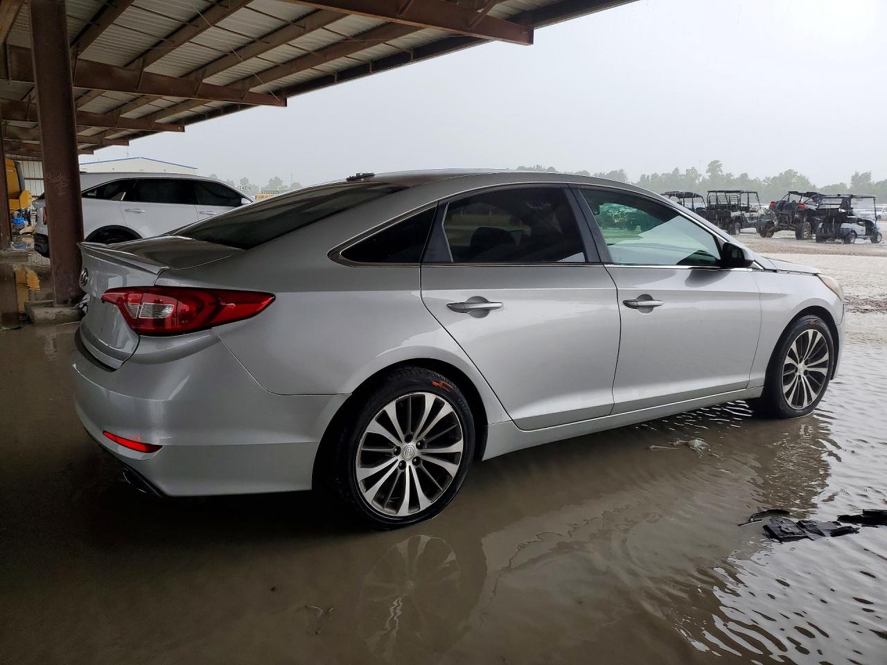 2015 Hyundai Sonata Se Серебряный vin: 5NPE24AF4FH167760