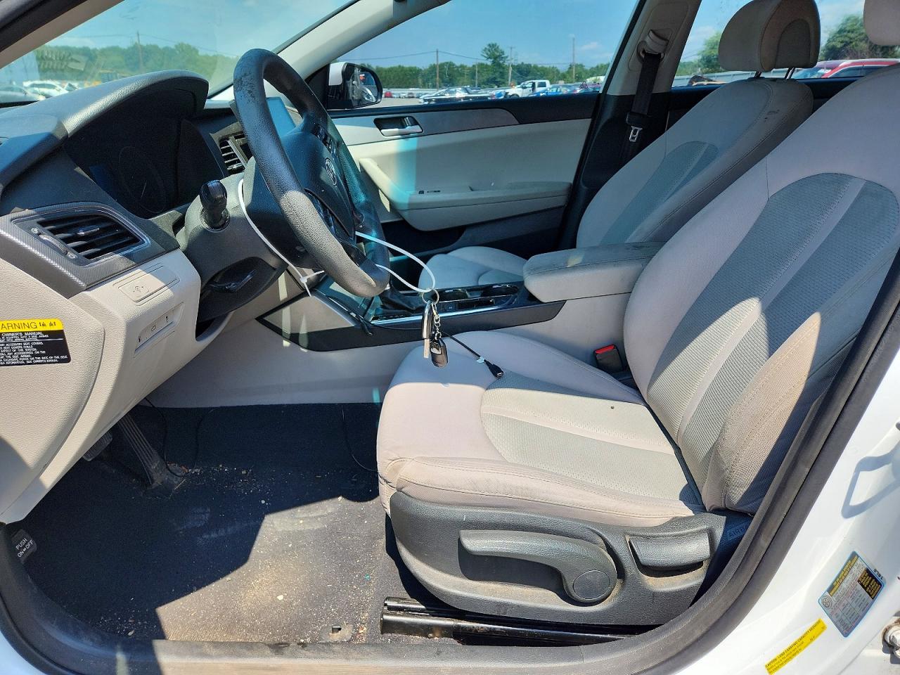 2015 Hyundai Sonata Se White vin: 5NPE24AF4FH176443