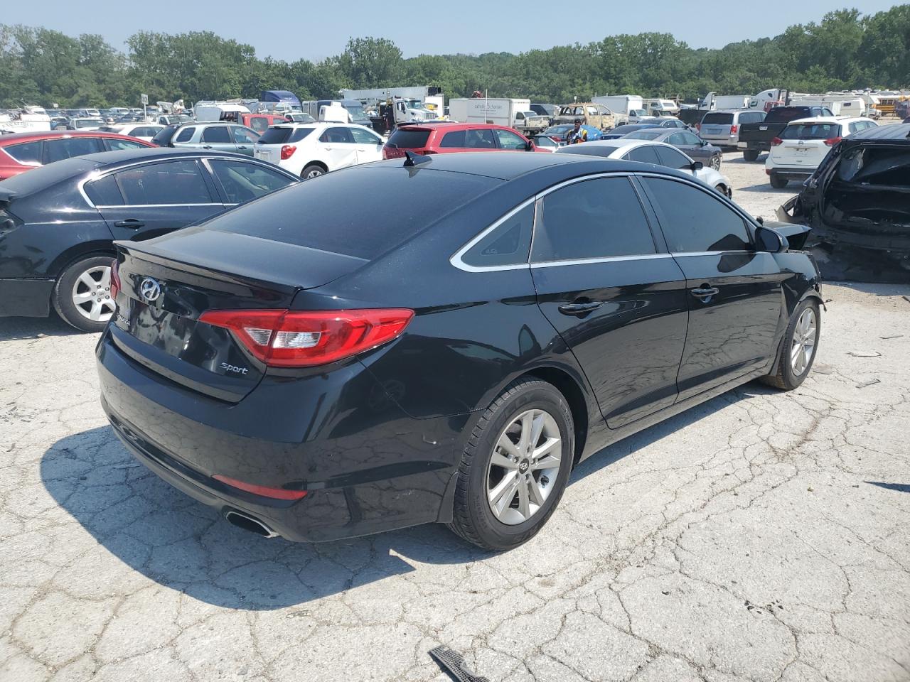 2015 Hyundai Sonata Se Черный vin: 5NPE24AF4FH180041