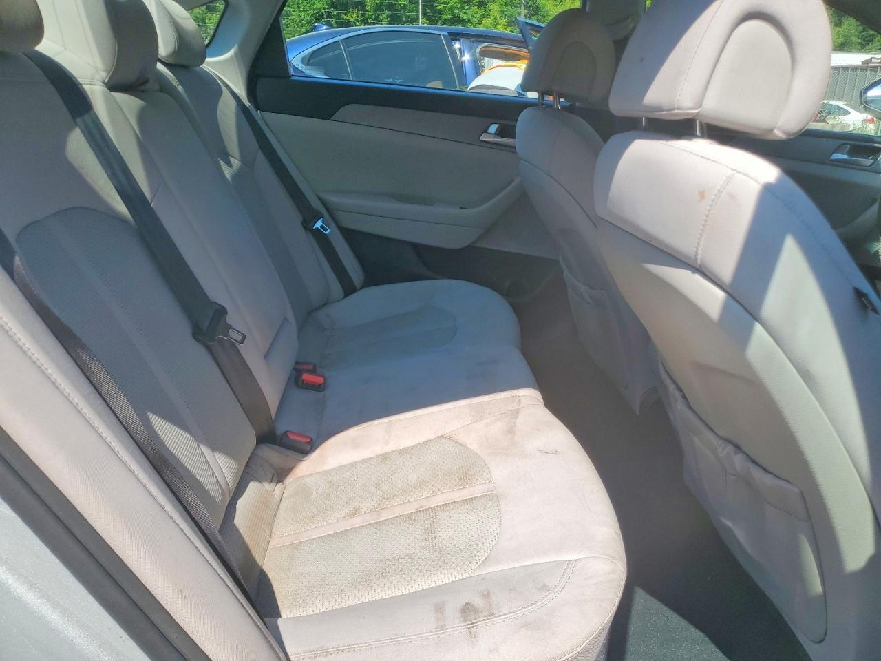 2015 Hyundai Sonata Se Silver vin: 5NPE24AF4FH201972