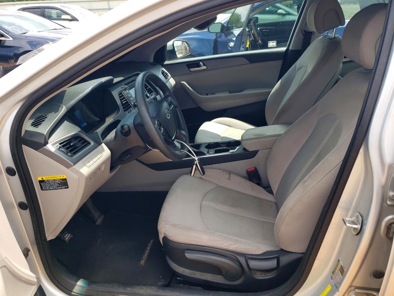 2015 Hyundai Sonata Silver vin: 5NPE24AF4FH204371