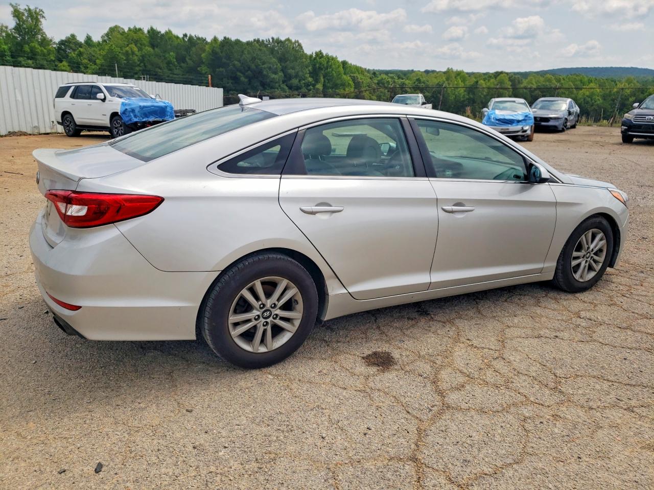 2015 Hyundai Sonata Silver vin: 5NPE24AF4FH204371