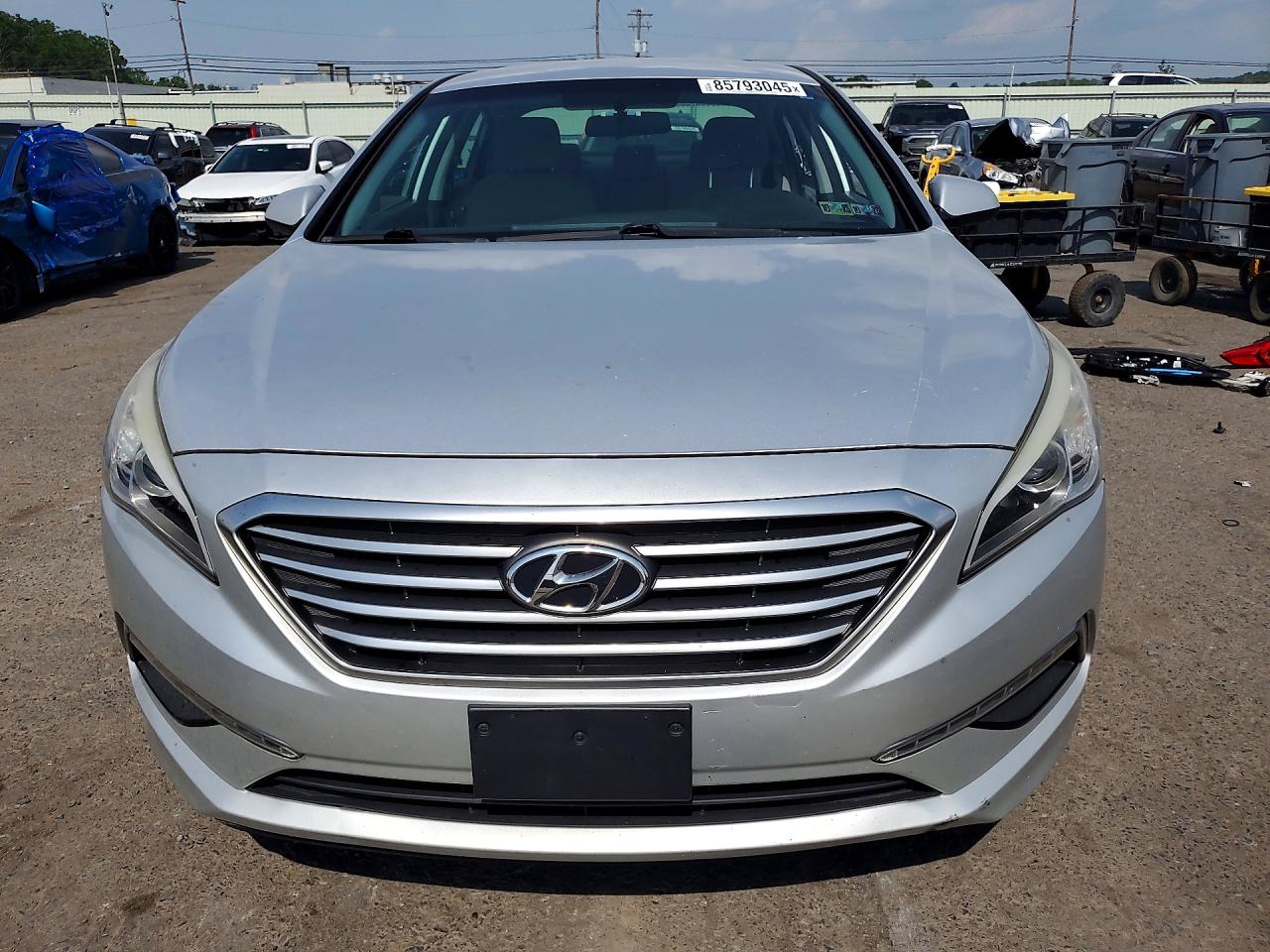 2015 Hyundai Sonata Se Silver vin: 5NPE24AF4FH204385