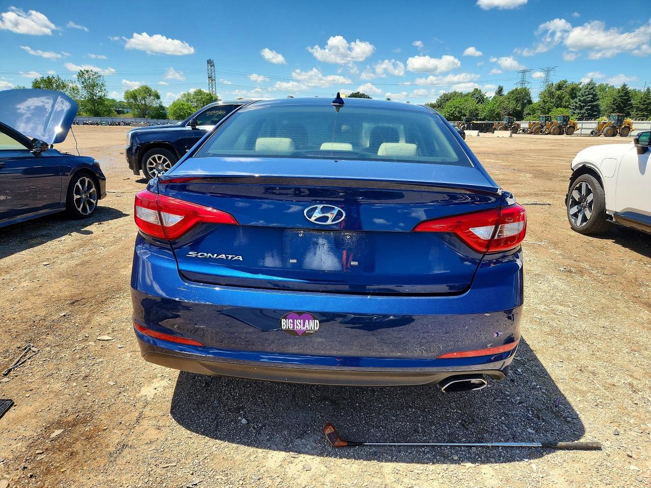 2015 Hyundai Sonata Se Blue vin: 5NPE24AF4FH206878