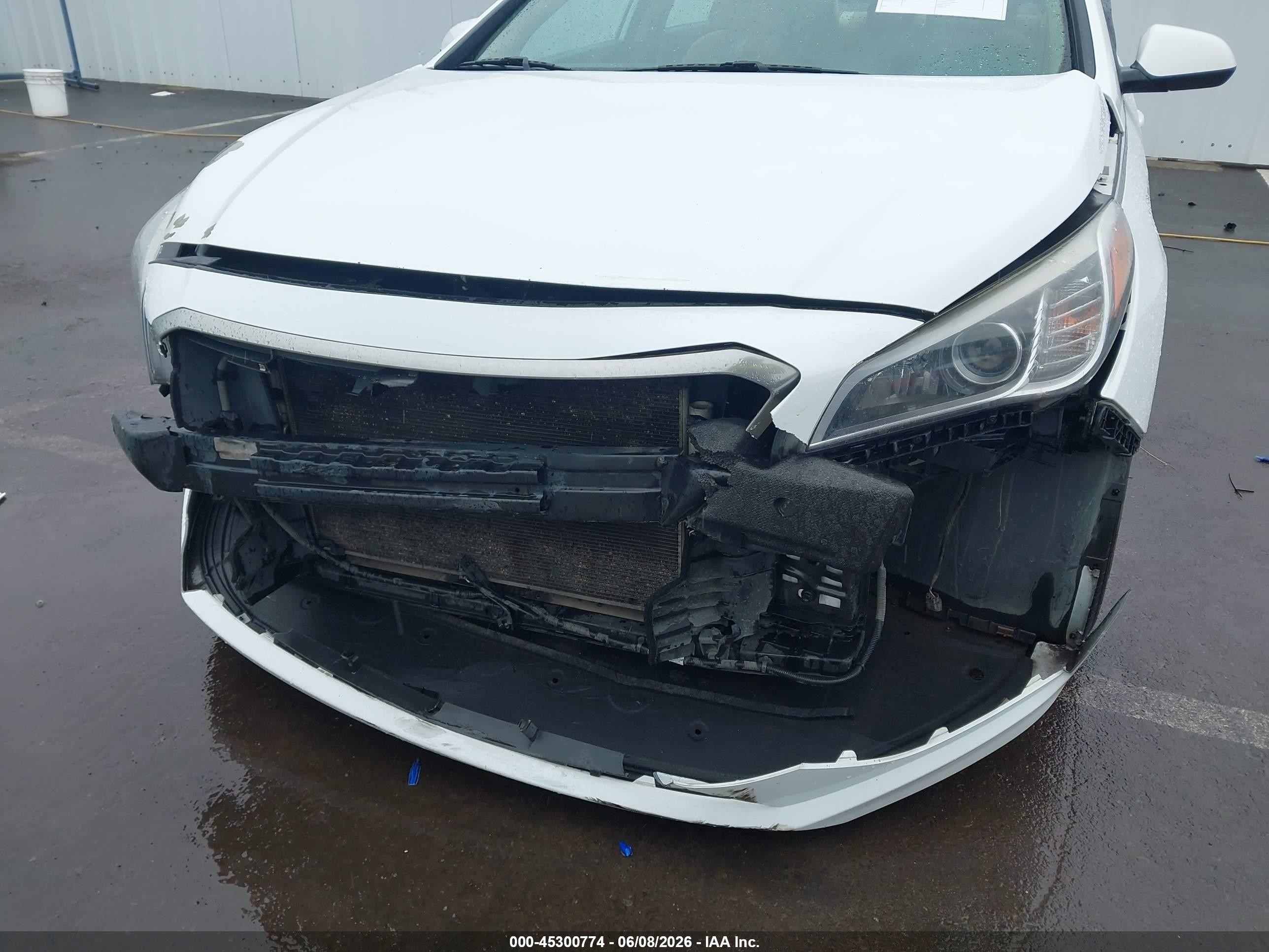 2015 Hyundai Sonata Se White vin: 5NPE24AF4FH220098