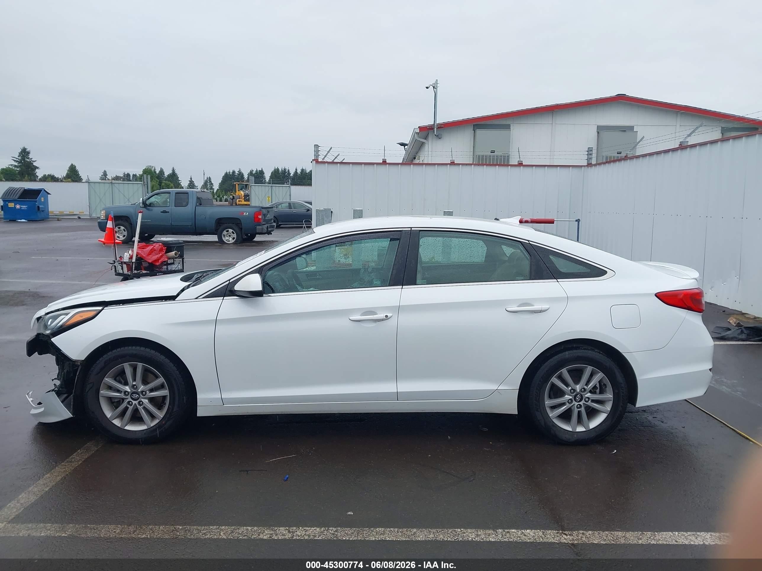 2015 Hyundai Sonata Se White vin: 5NPE24AF4FH220098