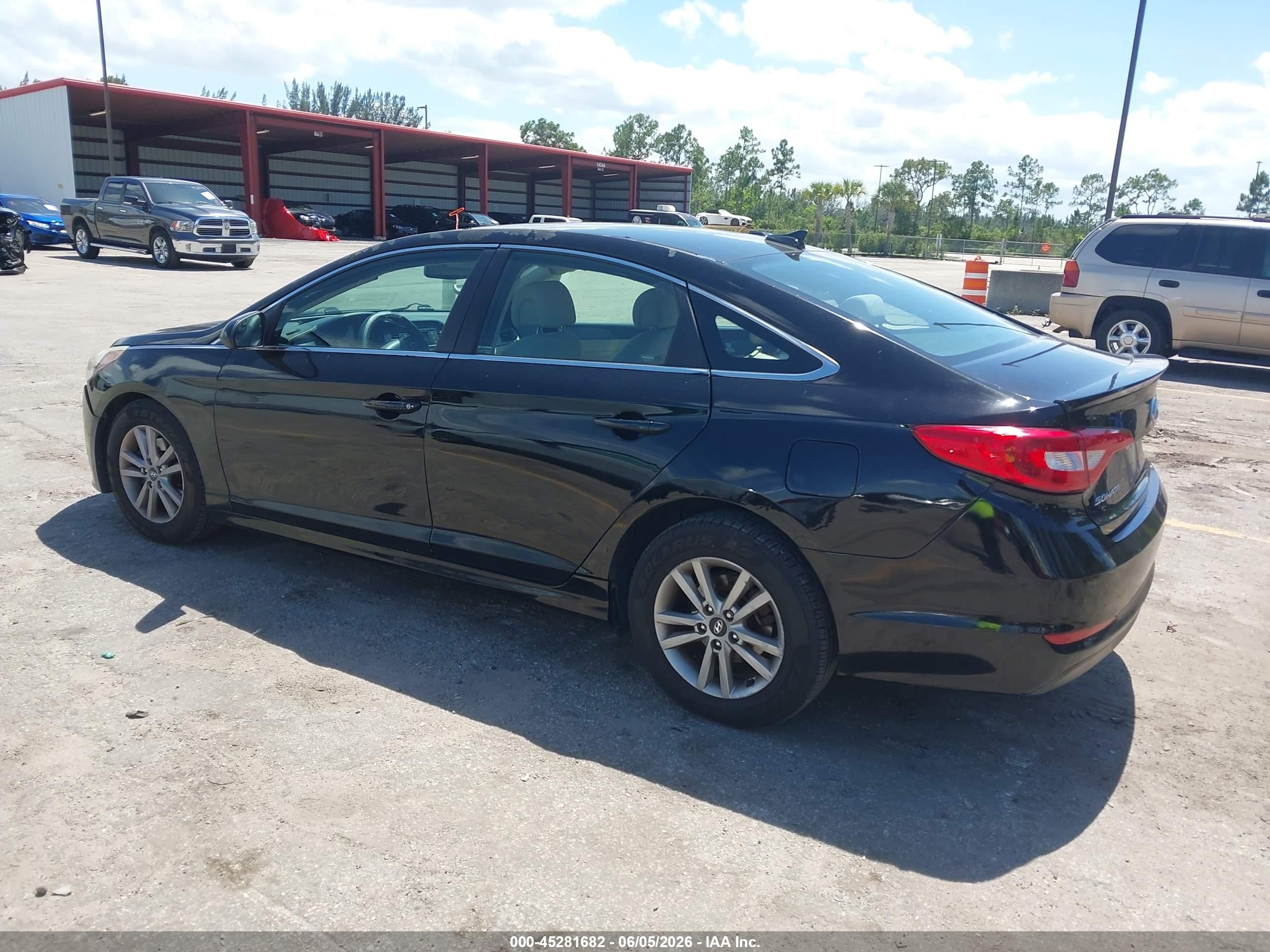 2015 Hyundai Sonata Se Черный vin: 5NPE24AF4FH223941