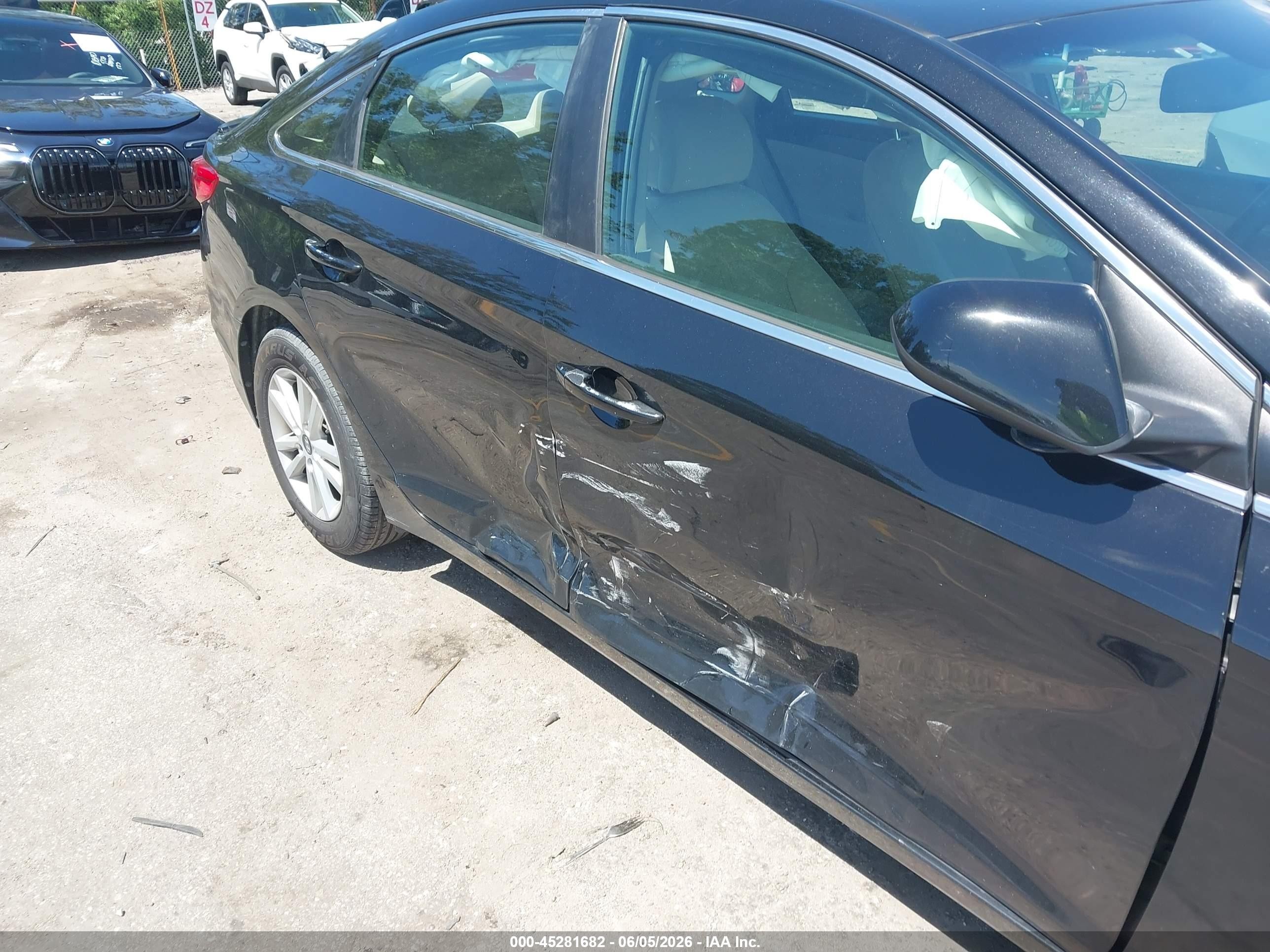 2015 Hyundai Sonata Se Черный vin: 5NPE24AF4FH223941