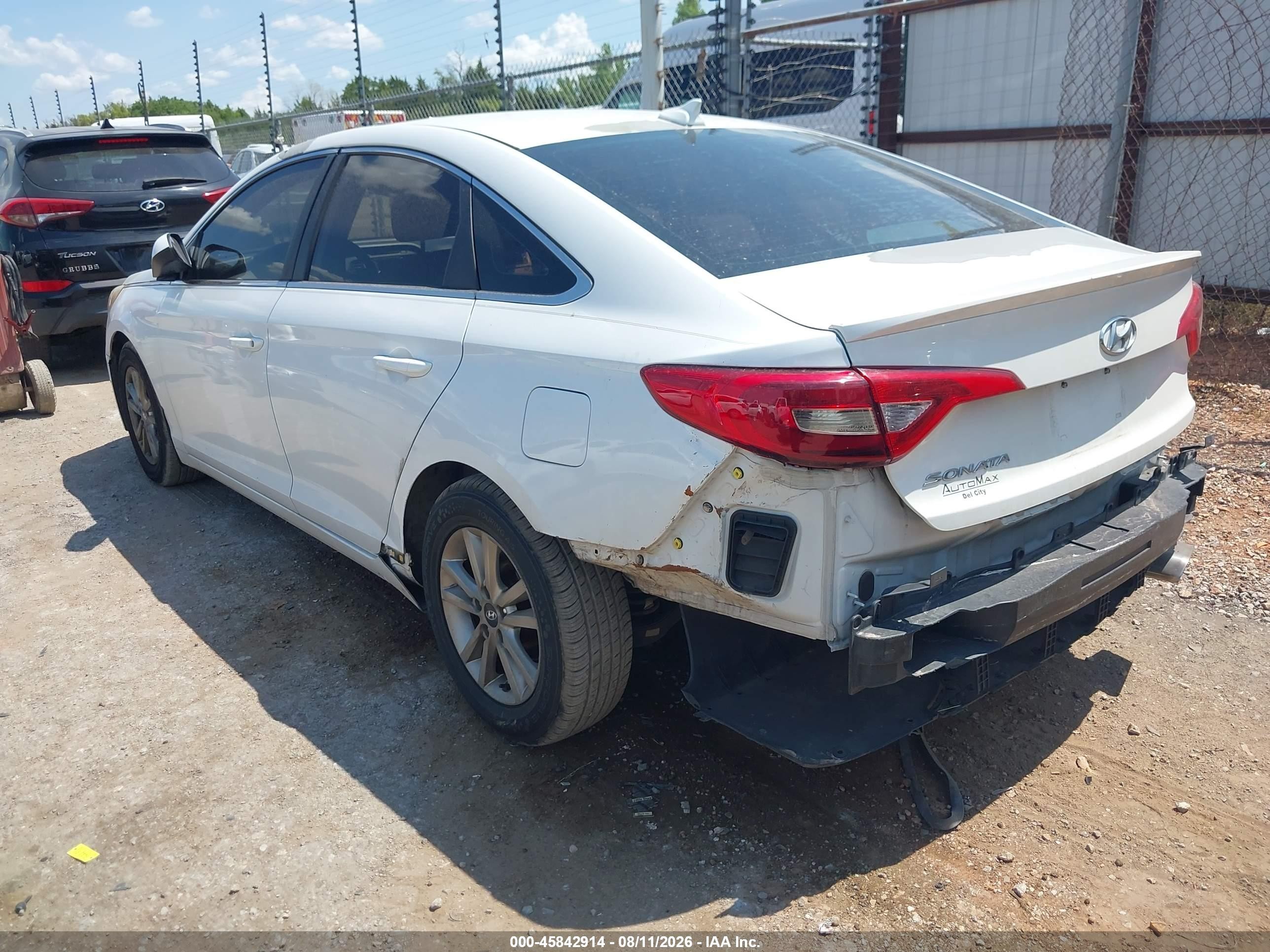 2015 Hyundai Sonata Se White vin: 5NPE24AF4FH232316