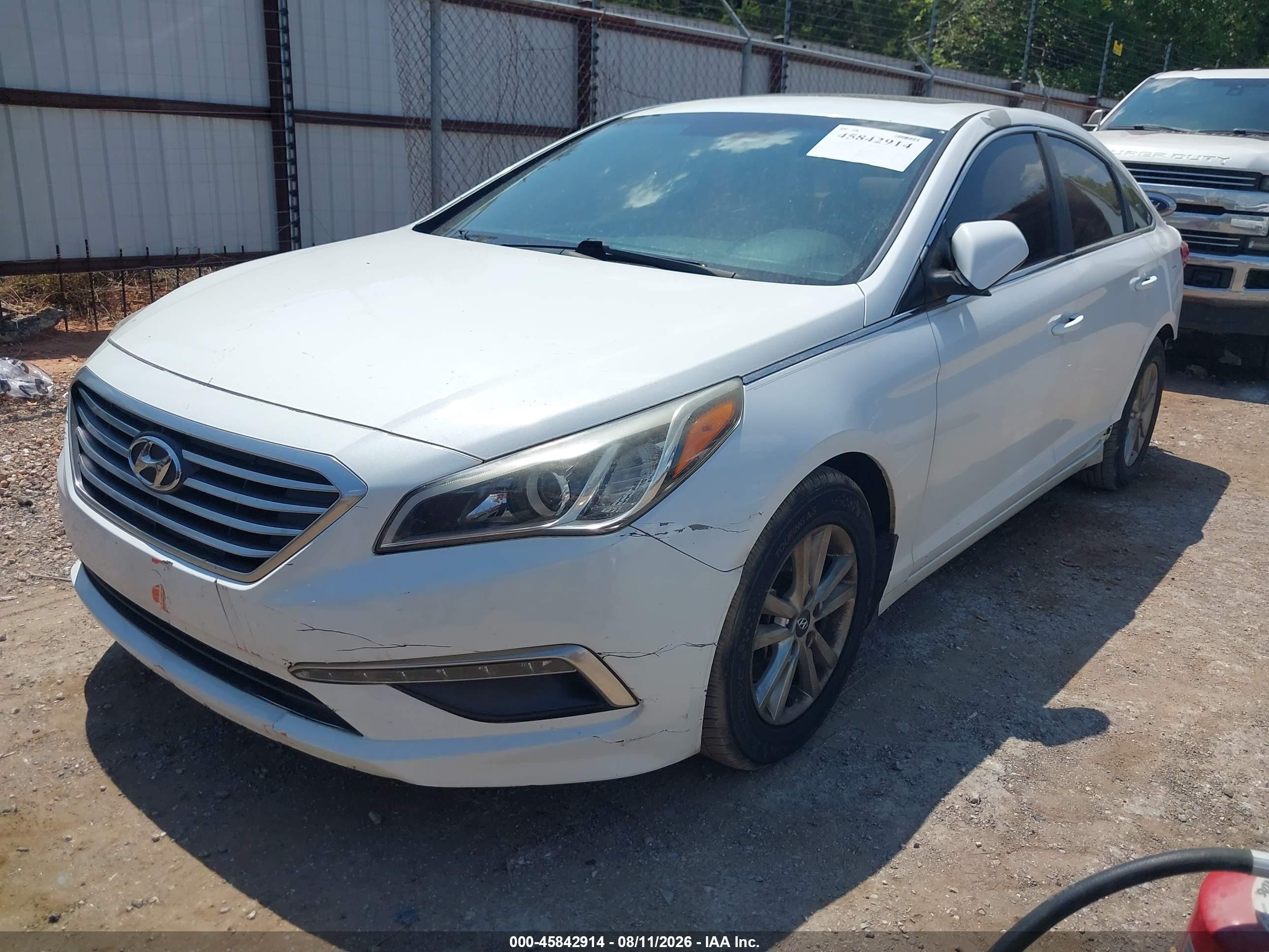 2015 Hyundai Sonata Se White vin: 5NPE24AF4FH232316