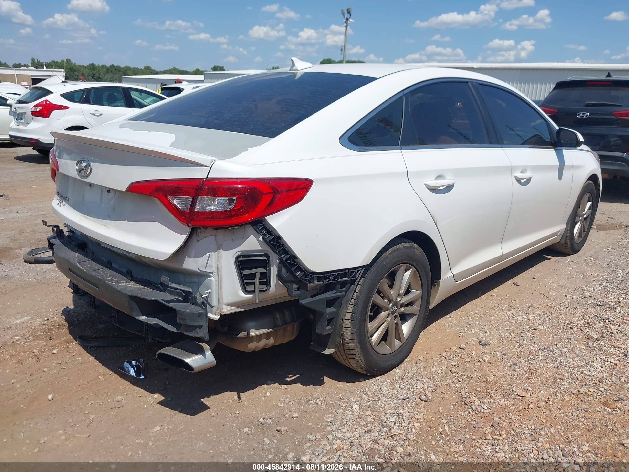 2015 Hyundai Sonata Se White vin: 5NPE24AF4FH232316