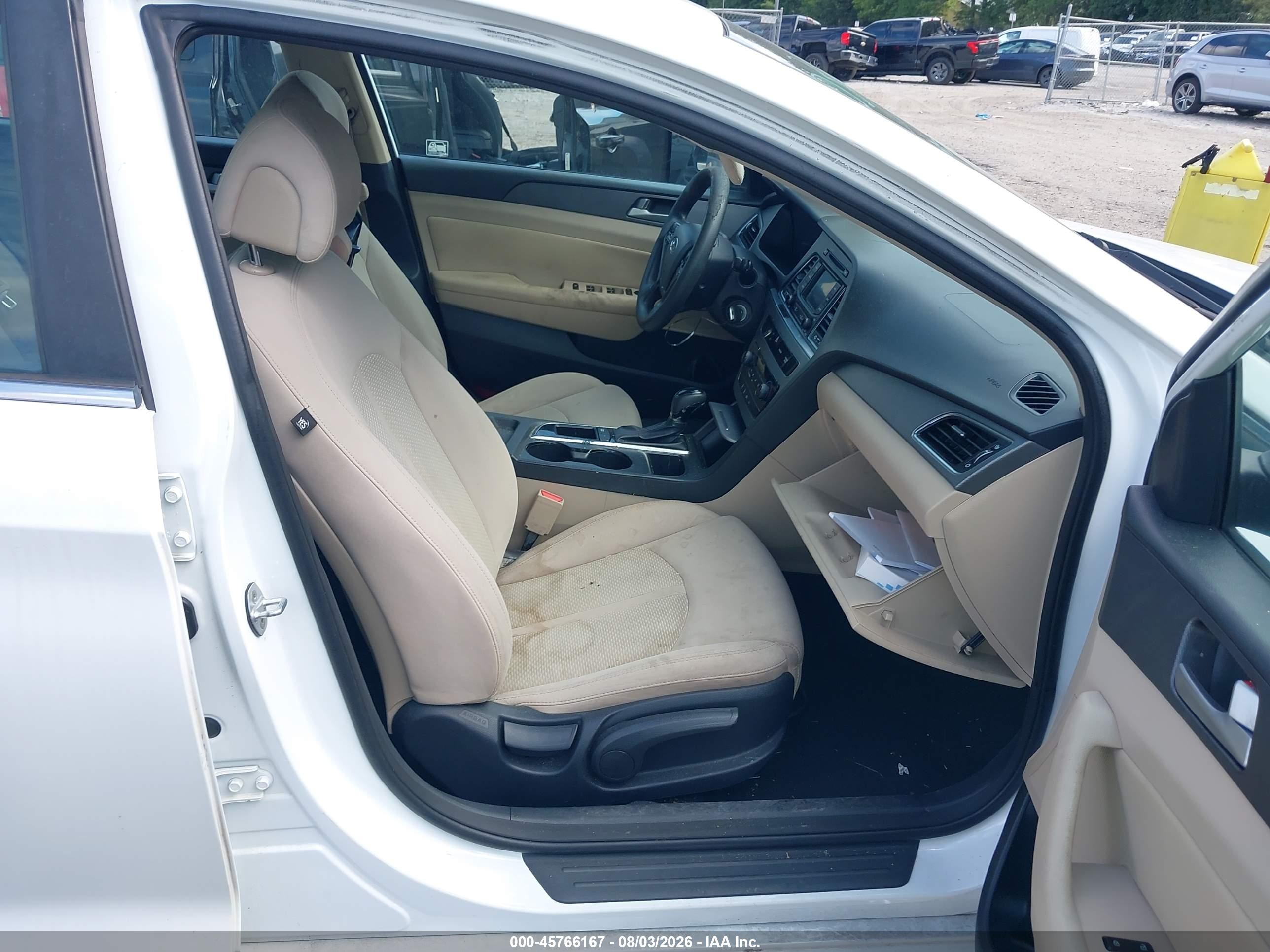 2015 Hyundai Sonata Se Белый vin: 5NPE24AF4FH232509