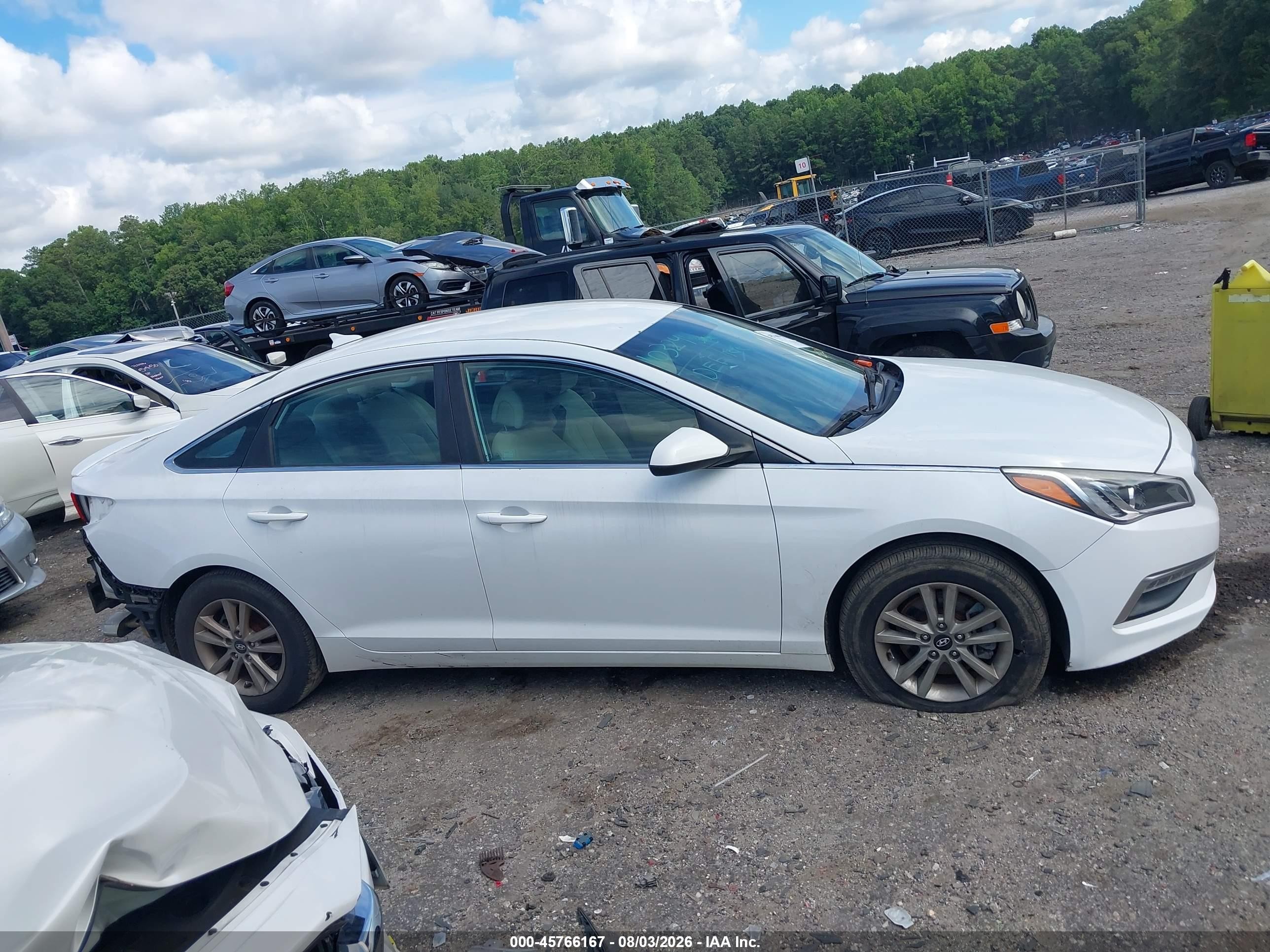 2015 Hyundai Sonata Se Белый vin: 5NPE24AF4FH232509