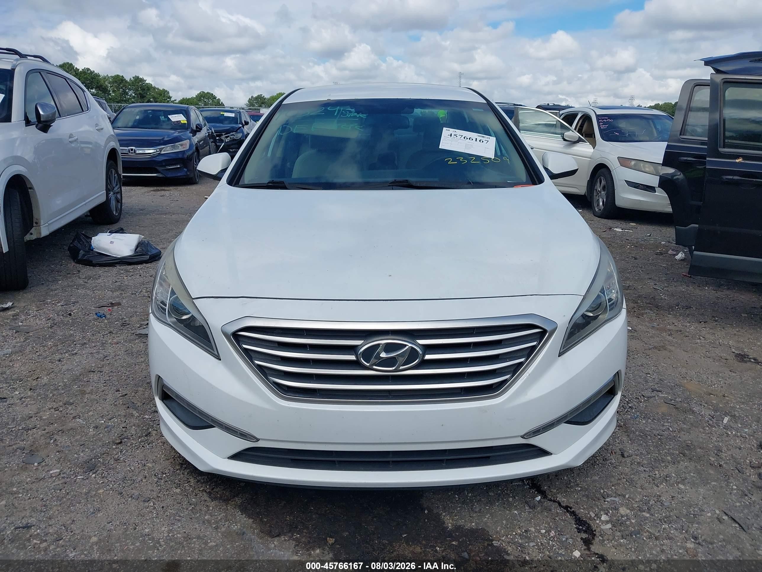 2015 Hyundai Sonata Se Белый vin: 5NPE24AF4FH232509