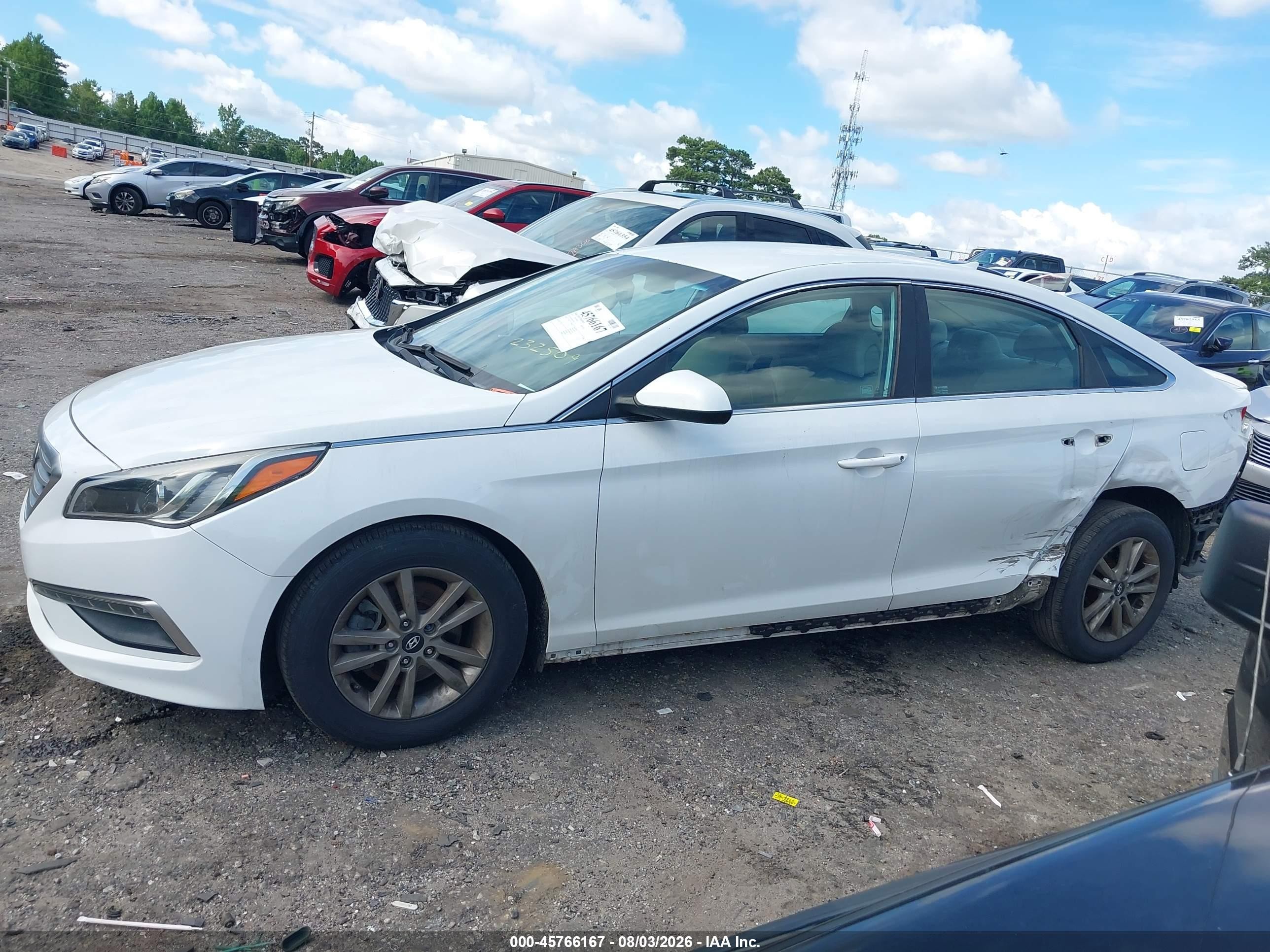 2015 Hyundai Sonata Se Белый vin: 5NPE24AF4FH232509