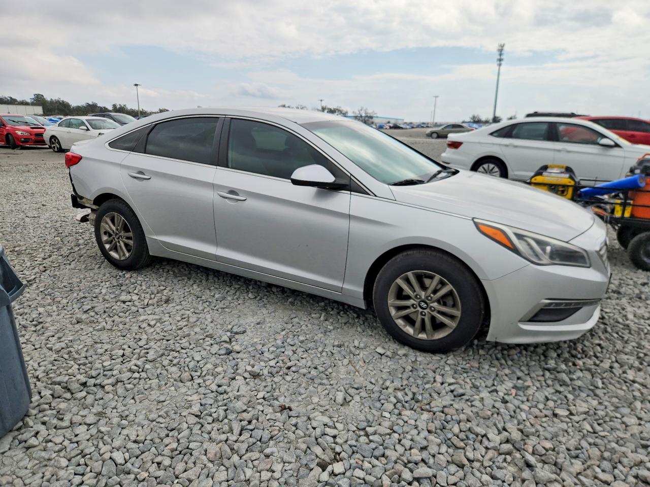 2015 Hyundai Sonata Se Silver vin: 5NPE24AF4FH240576