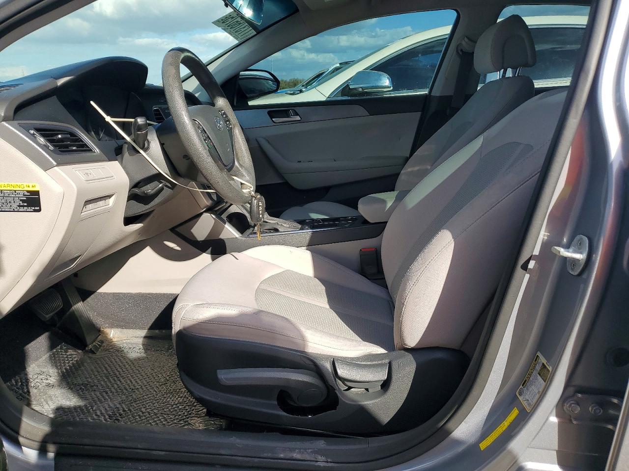 2015 Hyundai Sonata Se Silver vin: 5NPE24AF4FH242568