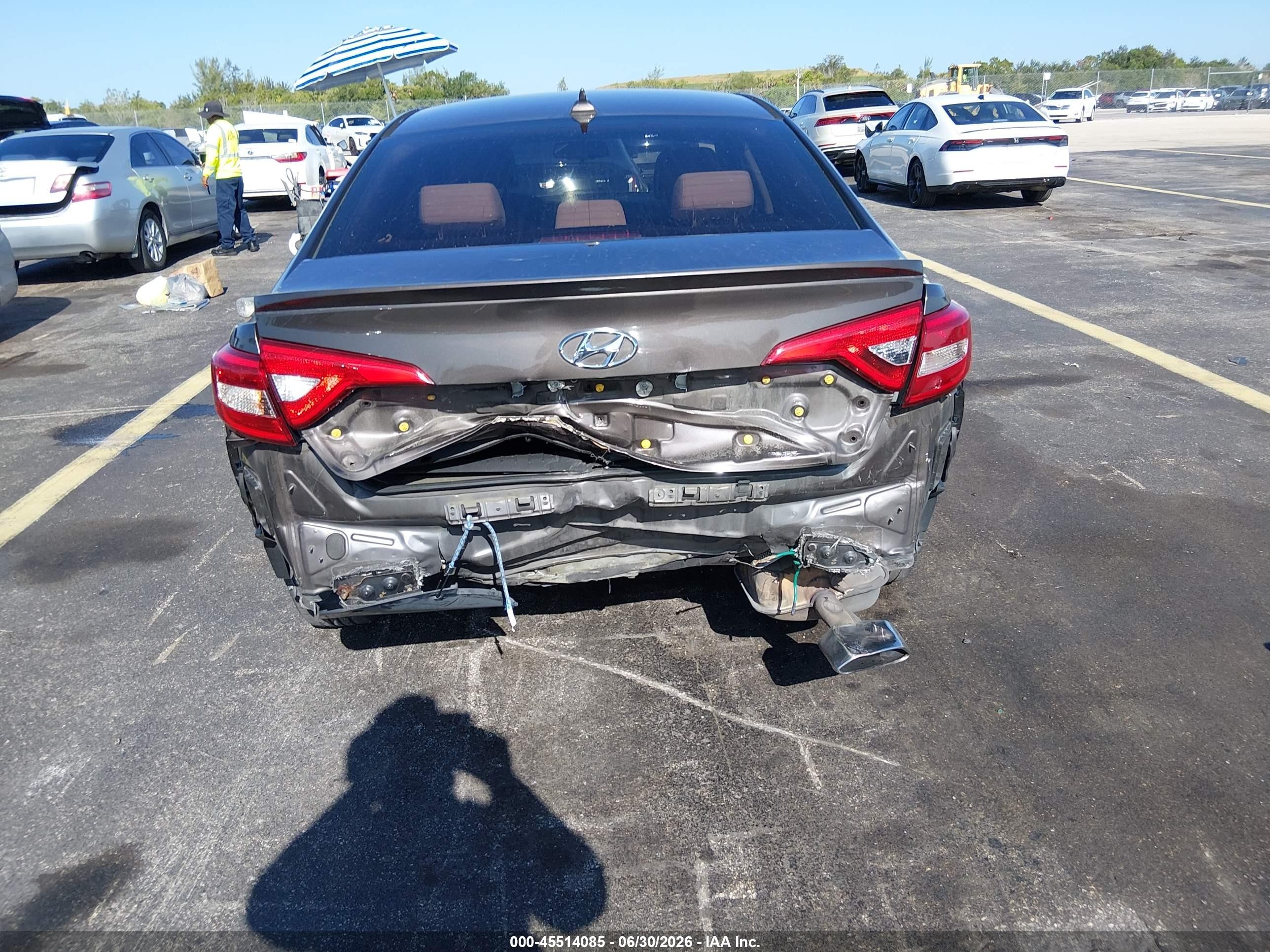 2015 Hyundai Sonata Se Серый vin: 5NPE24AF4FH242621