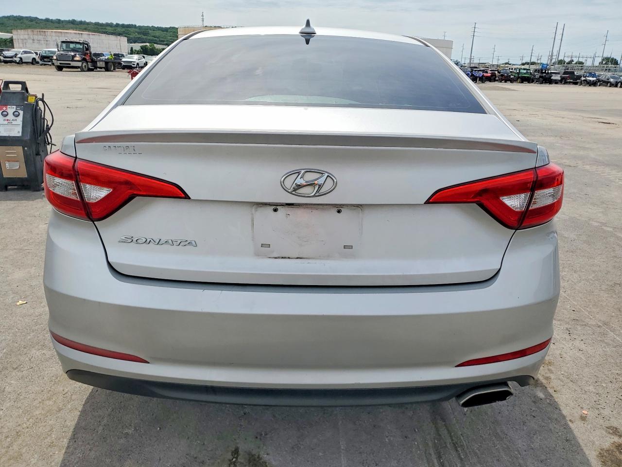 2015 Hyundai Sonata Se Silver vin: 5NPE24AF4FH243719