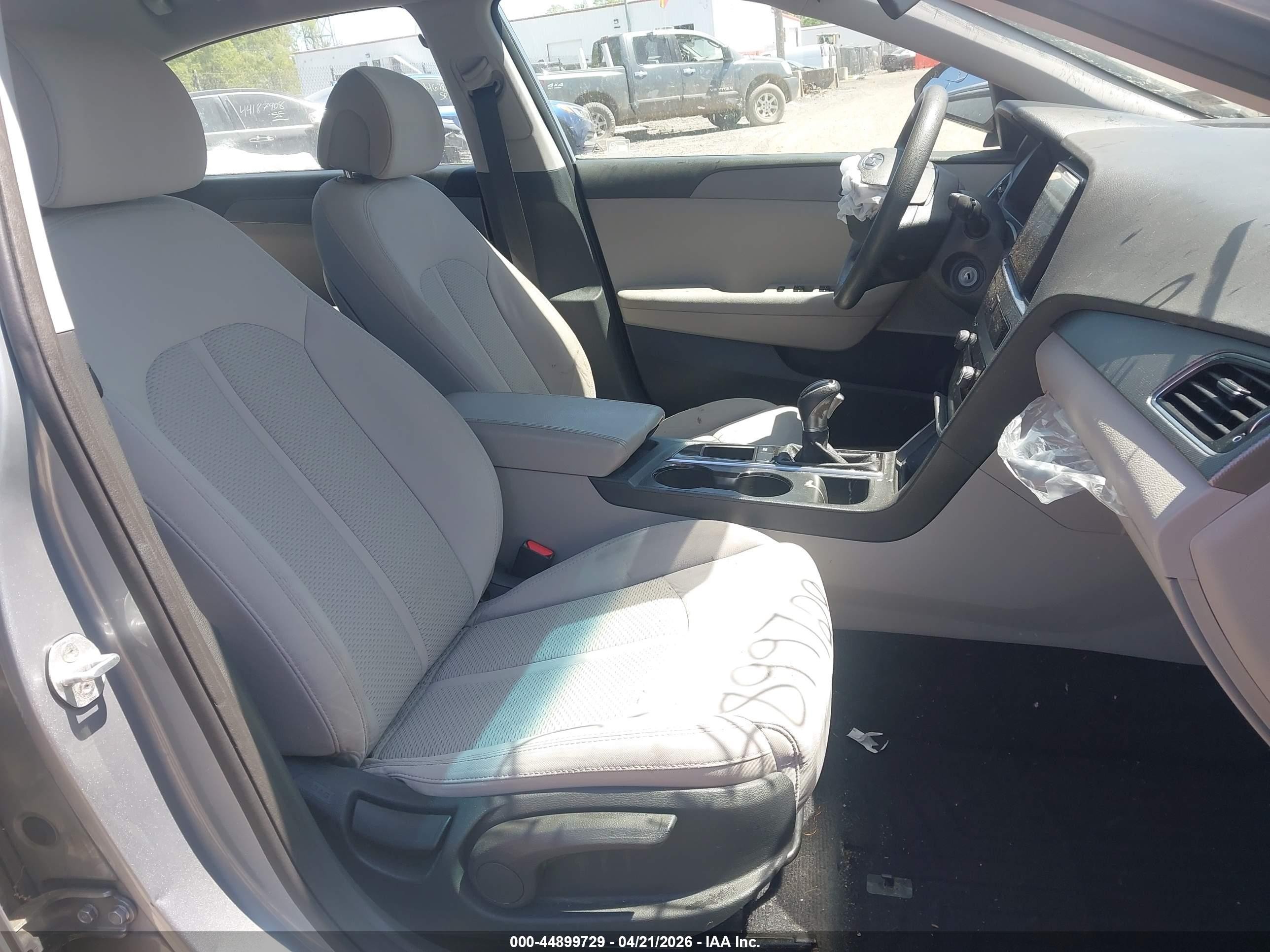 2015 Hyundai Sonata Se Silver vin: 5NPE24AF4FH250573