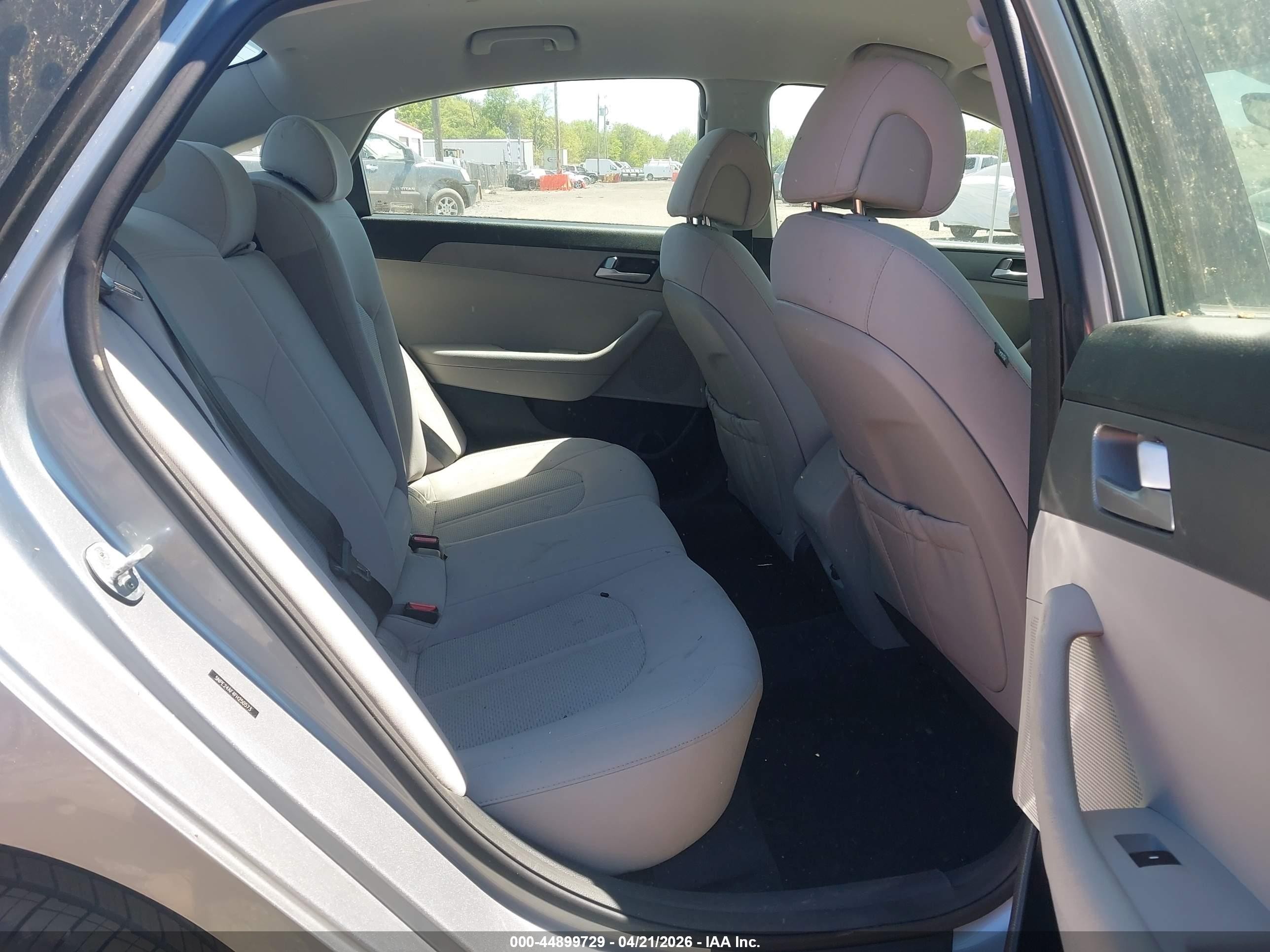 2015 Hyundai Sonata Se Silver vin: 5NPE24AF4FH250573