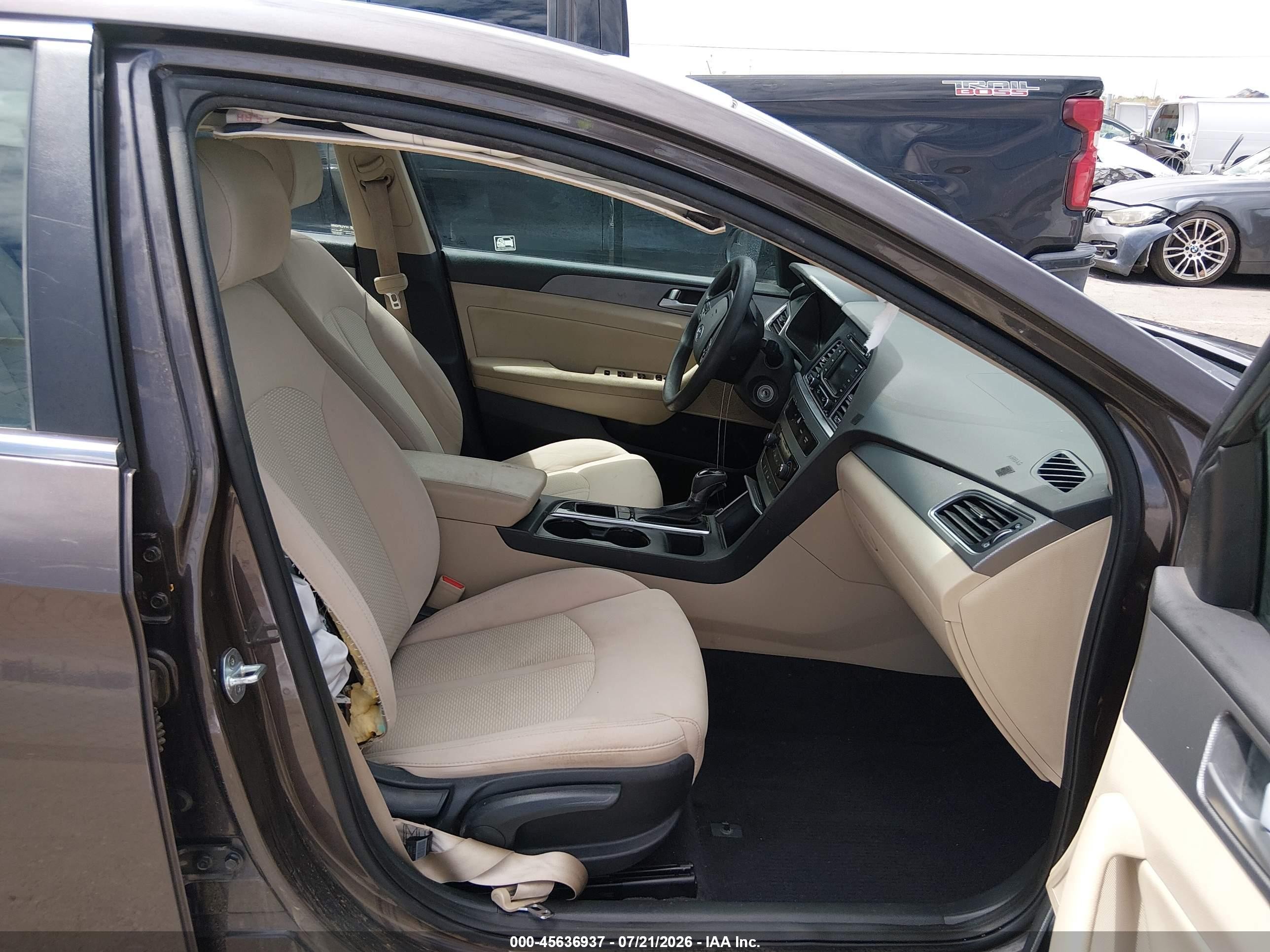 2015 Hyundai Sonata Se Серый vin: 5NPE24AF4FH253800