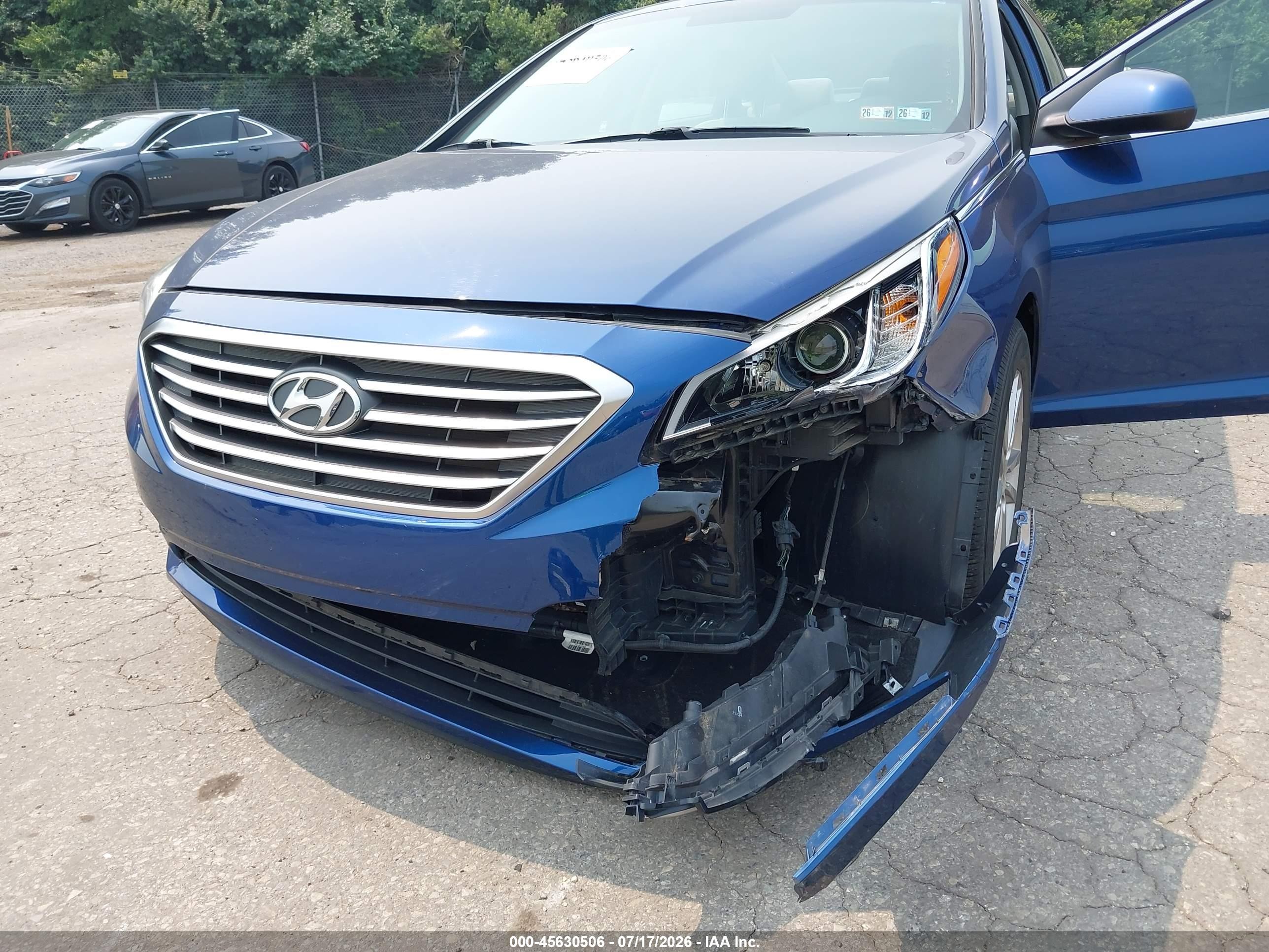 2015 Hyundai Sonata Se Синий vin: 5NPE24AF4FH256745
