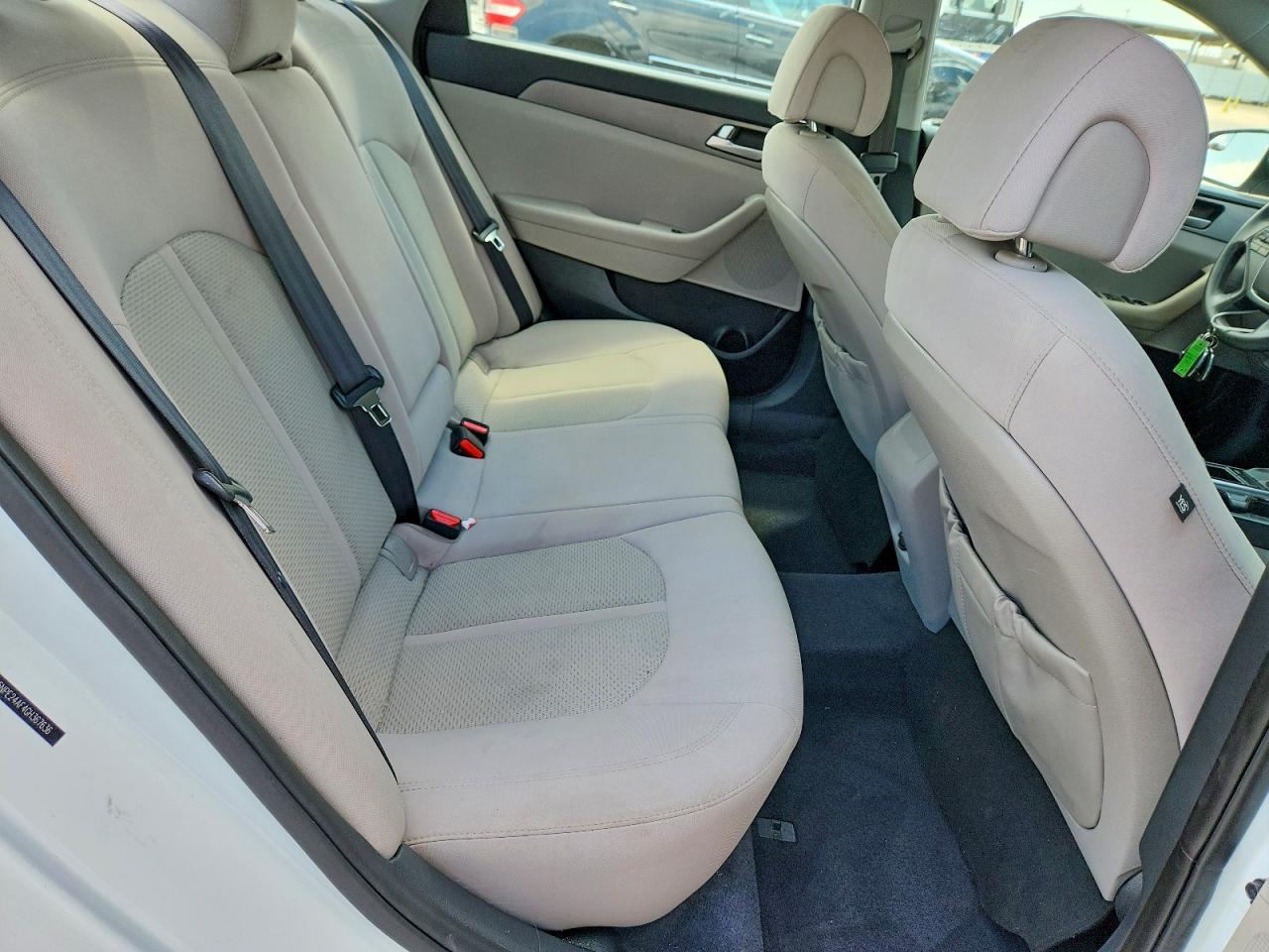 2016 Hyundai Sonata Se White vin: 5NPE24AF4GH367636
