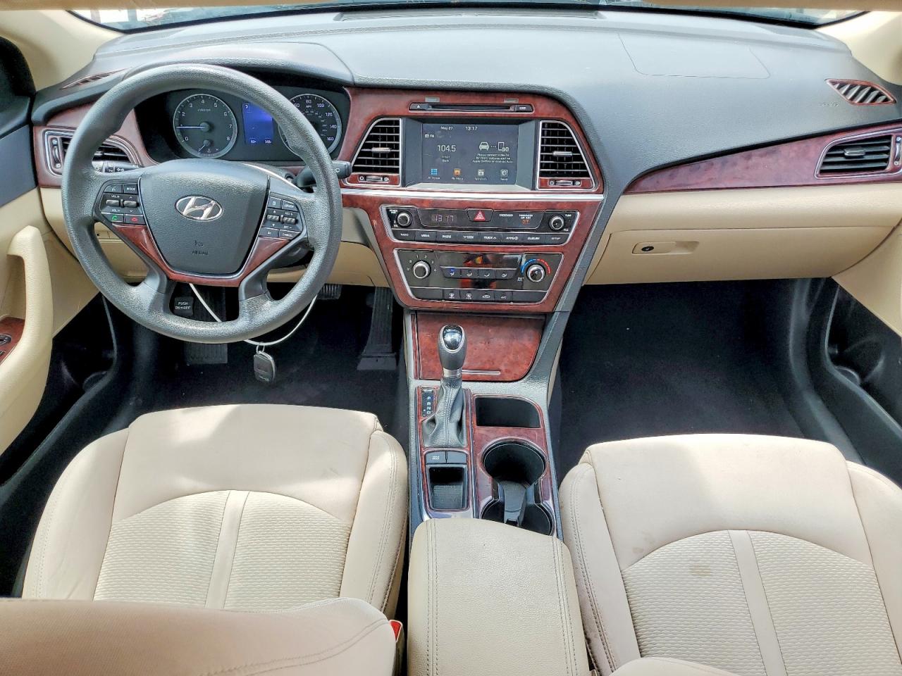 2017 Hyundai Sonata Se Burgundy vin: 5NPE24AF4HH473604