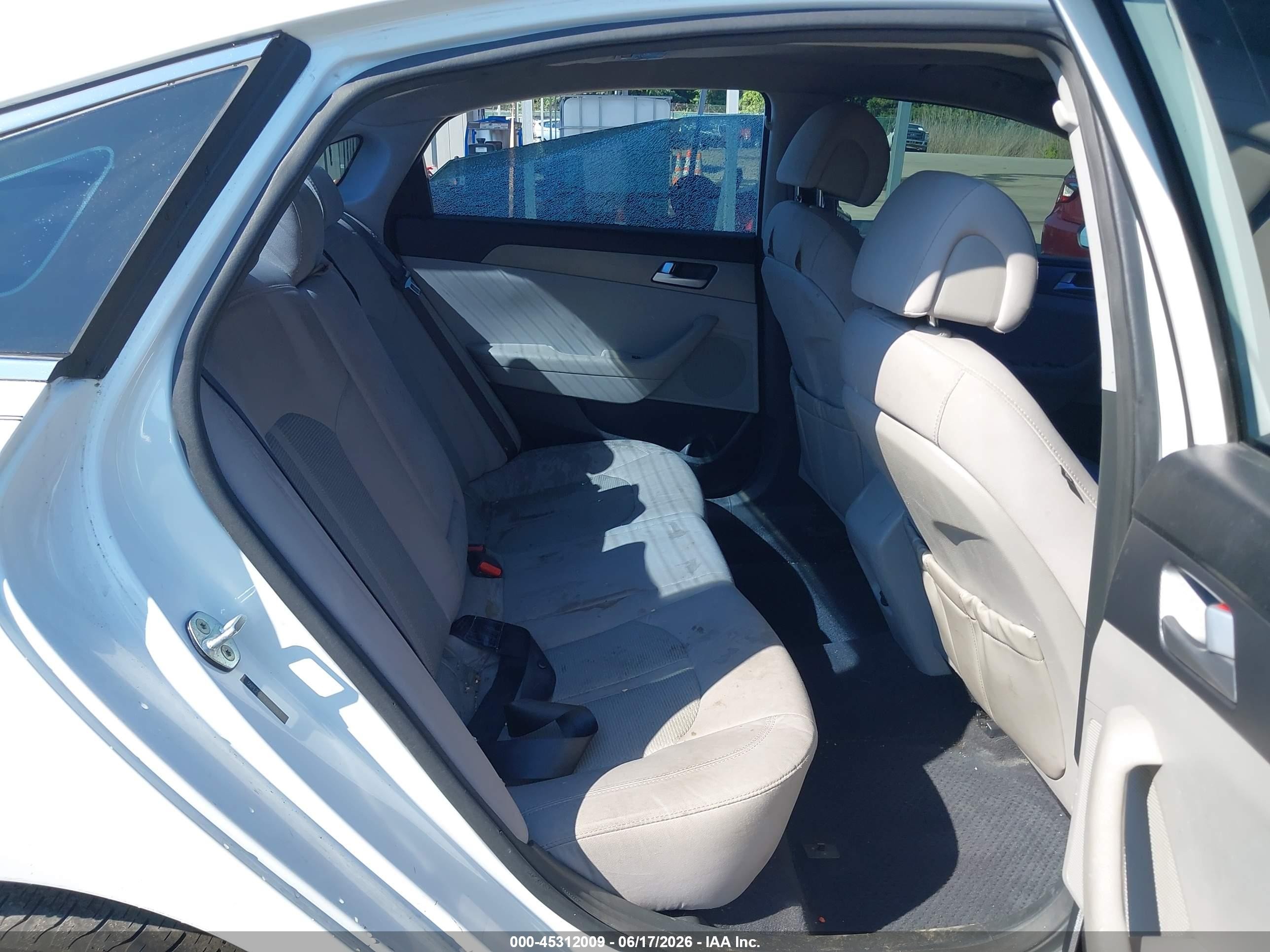 2015 Hyundai Sonata Se White vin: 5NPE24AF5FH009363