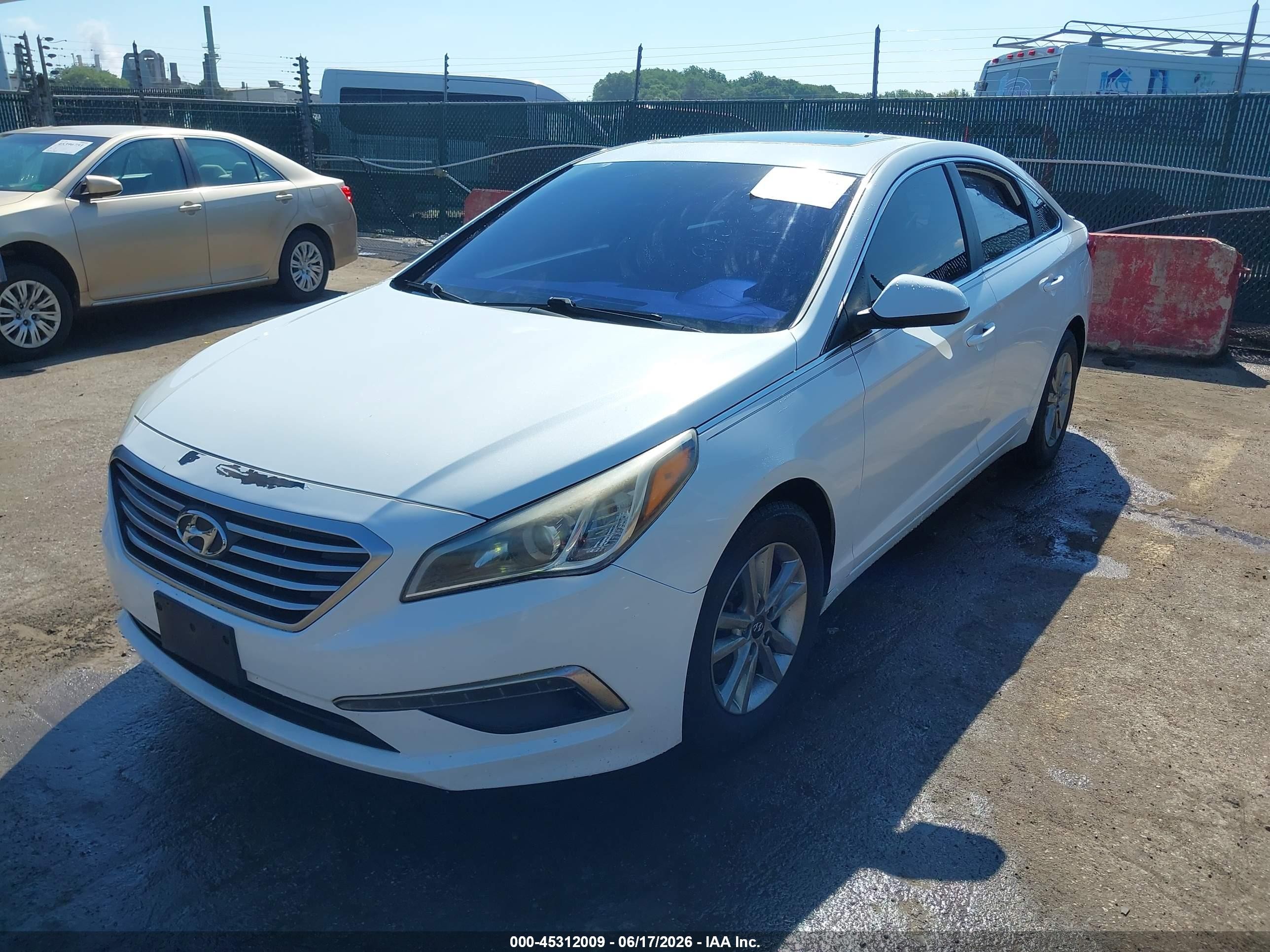 2015 Hyundai Sonata Se White vin: 5NPE24AF5FH009363