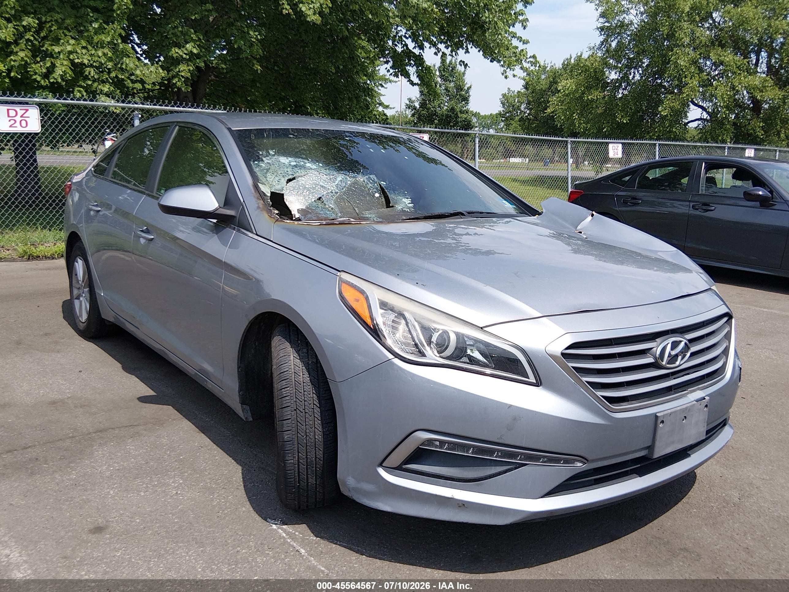 2015 Hyundai Sonata Se Серый vin: 5NPE24AF5FH030780