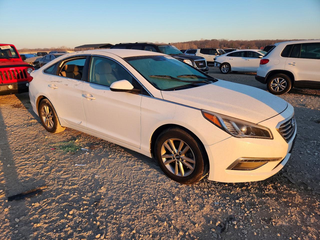 2015 Hyundai Sonata Se White vin: 5NPE24AF5FH038345