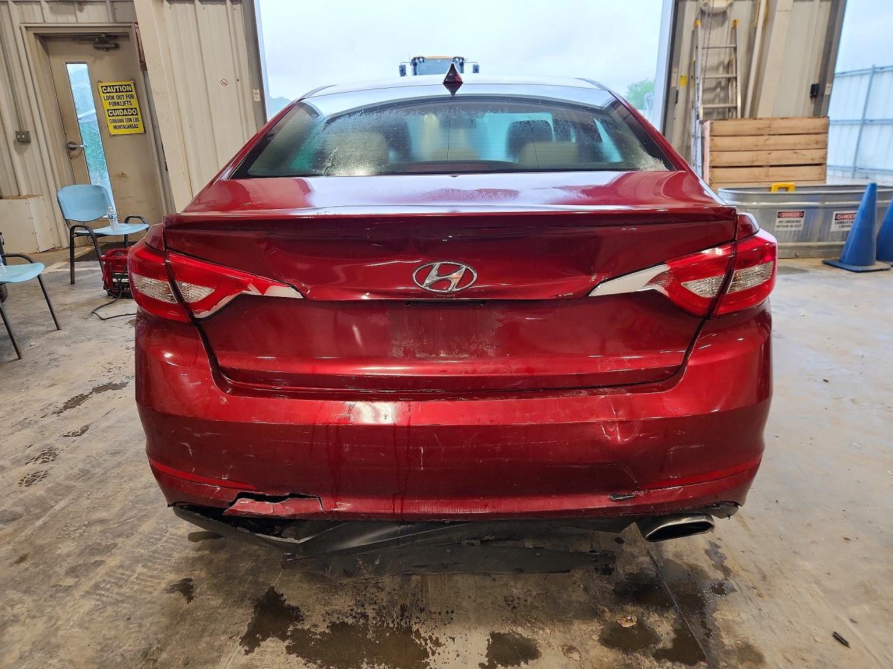 2015 Hyundai Sonata Se Burgundy vin: 5NPE24AF5FH077775