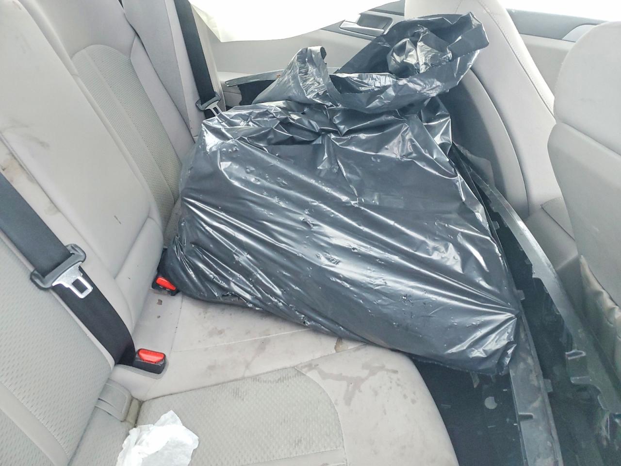 2015 Hyundai Sonata Se Черный vin: 5NPE24AF5FH131530
