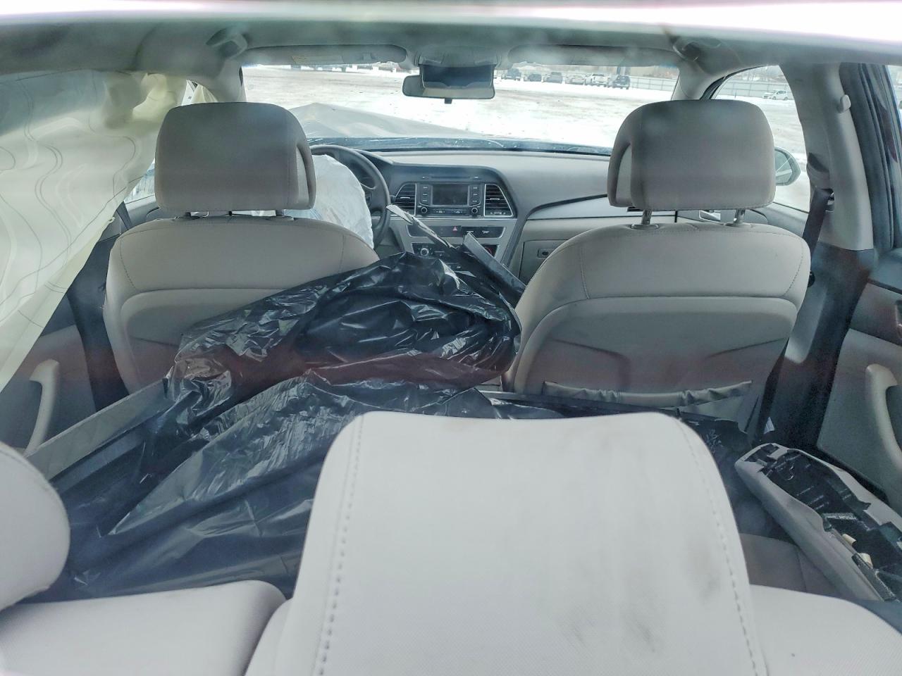2015 Hyundai Sonata Se Черный vin: 5NPE24AF5FH131530