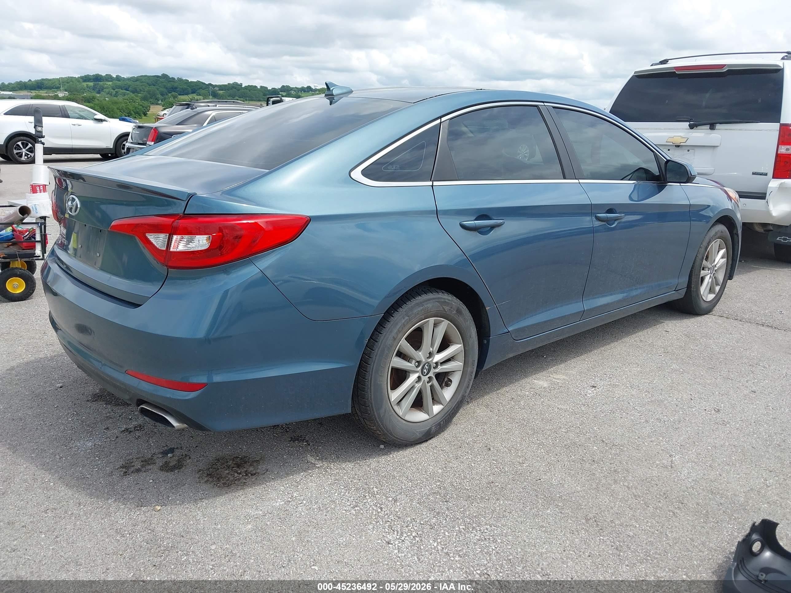 2015 Hyundai Sonata Se Blue vin: 5NPE24AF5FH133732