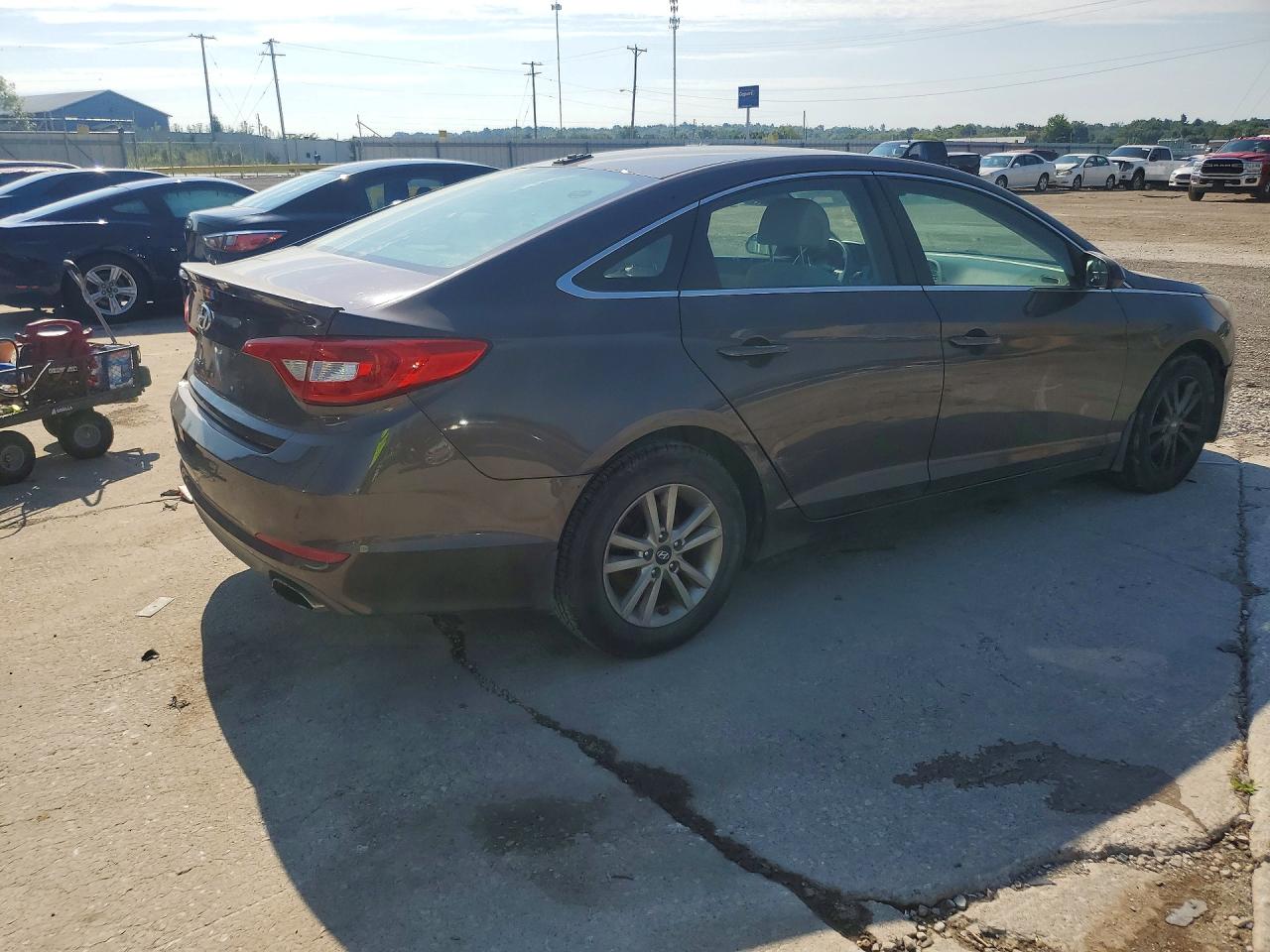 2015 Hyundai Sonata Se Серый vin: 5NPE24AF5FH175558