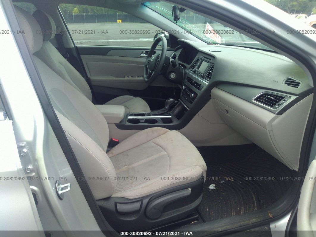 2015 Hyundai Sonata 2.4l Se Silver vin: 5NPE24AF5FH182963
