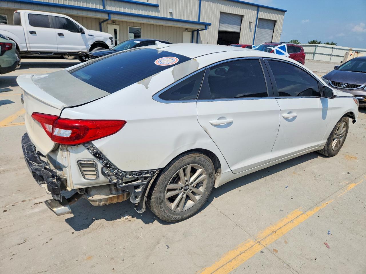 2015 Hyundai Sonata Se White vin: 5NPE24AF5FH185247
