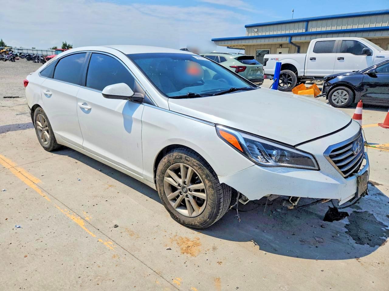 2015 Hyundai Sonata Se White vin: 5NPE24AF5FH185247