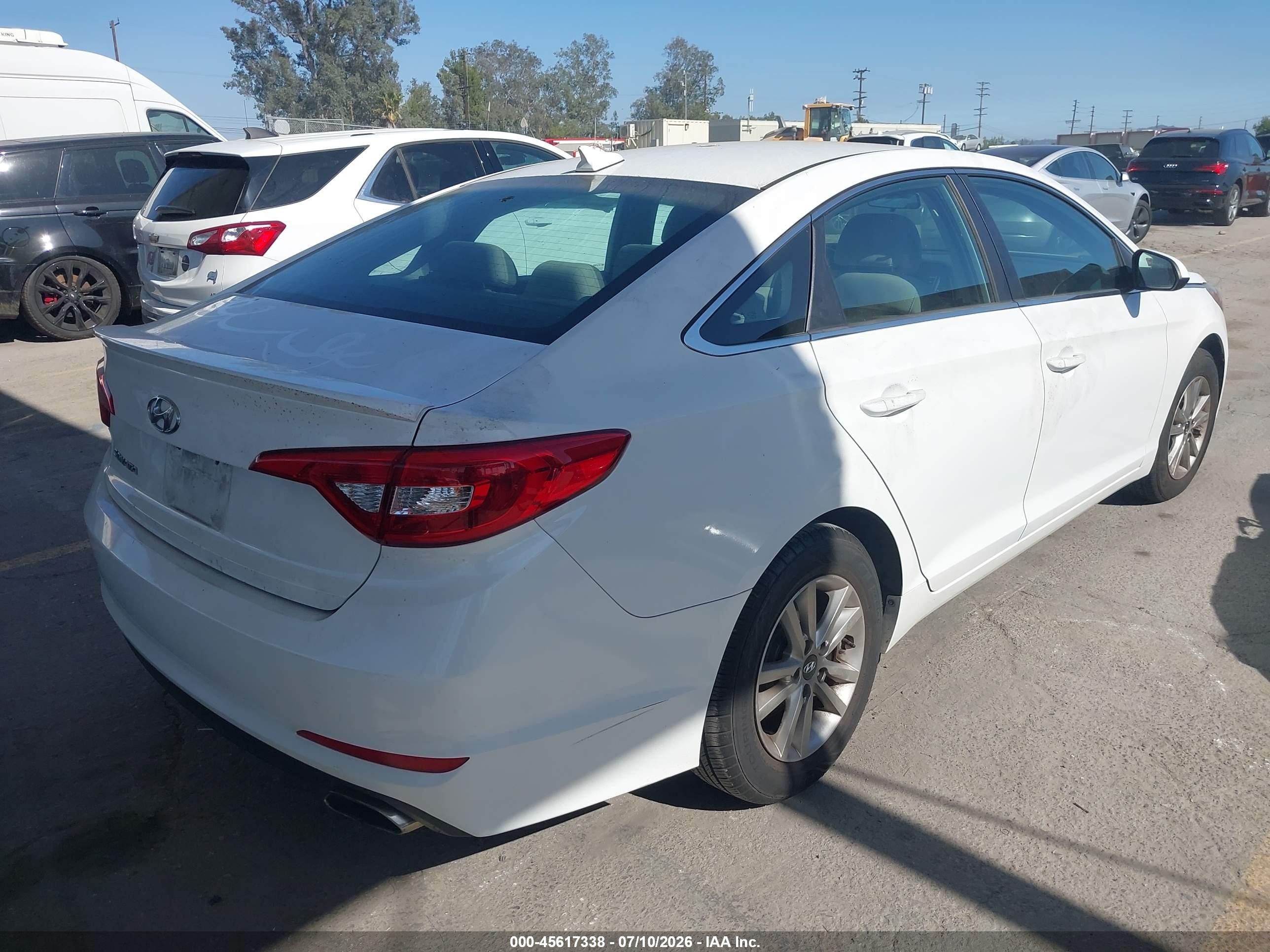 2015 Hyundai Sonata Se White vin: 5NPE24AF5FH188018